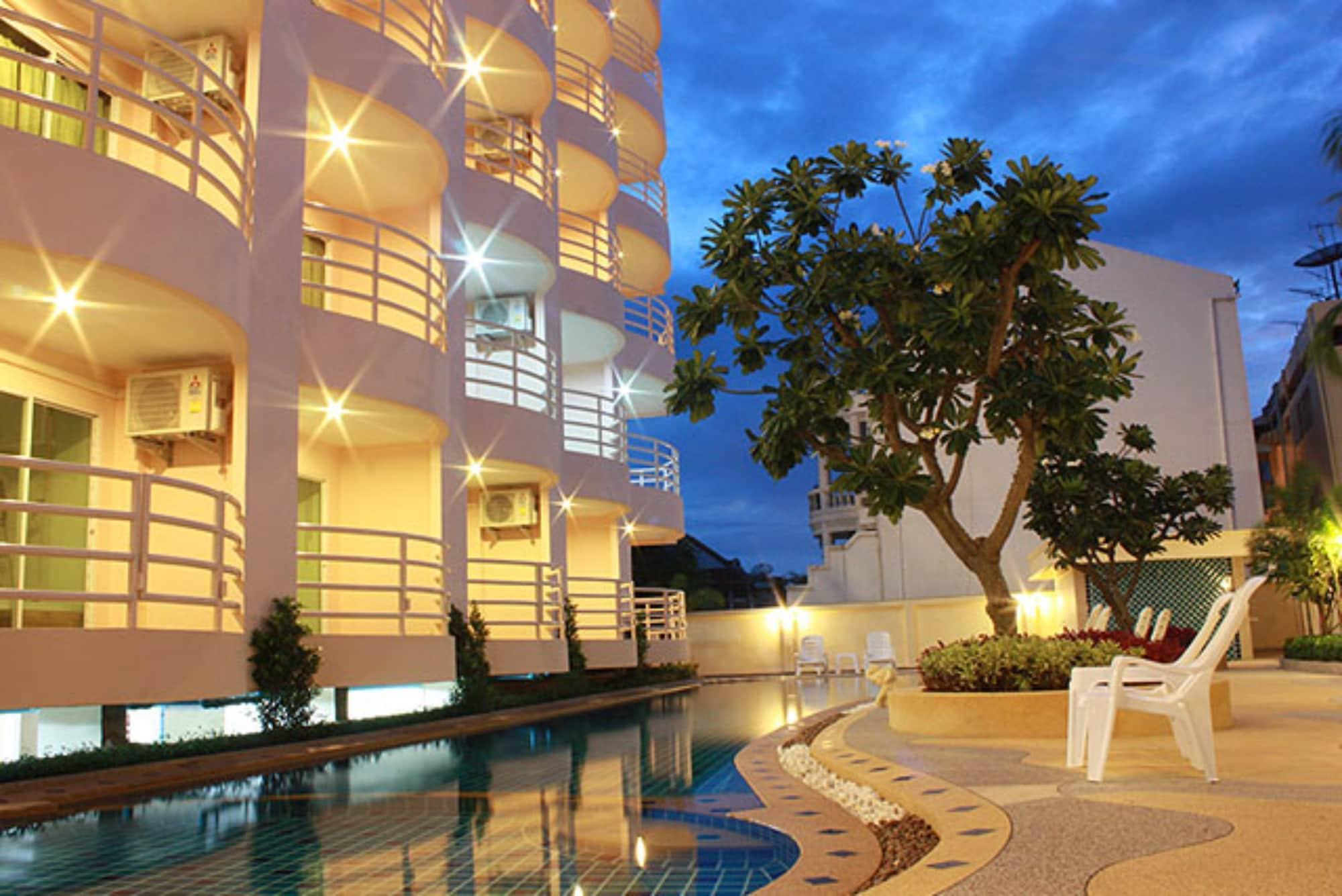 Varios Phu View Talay Resort