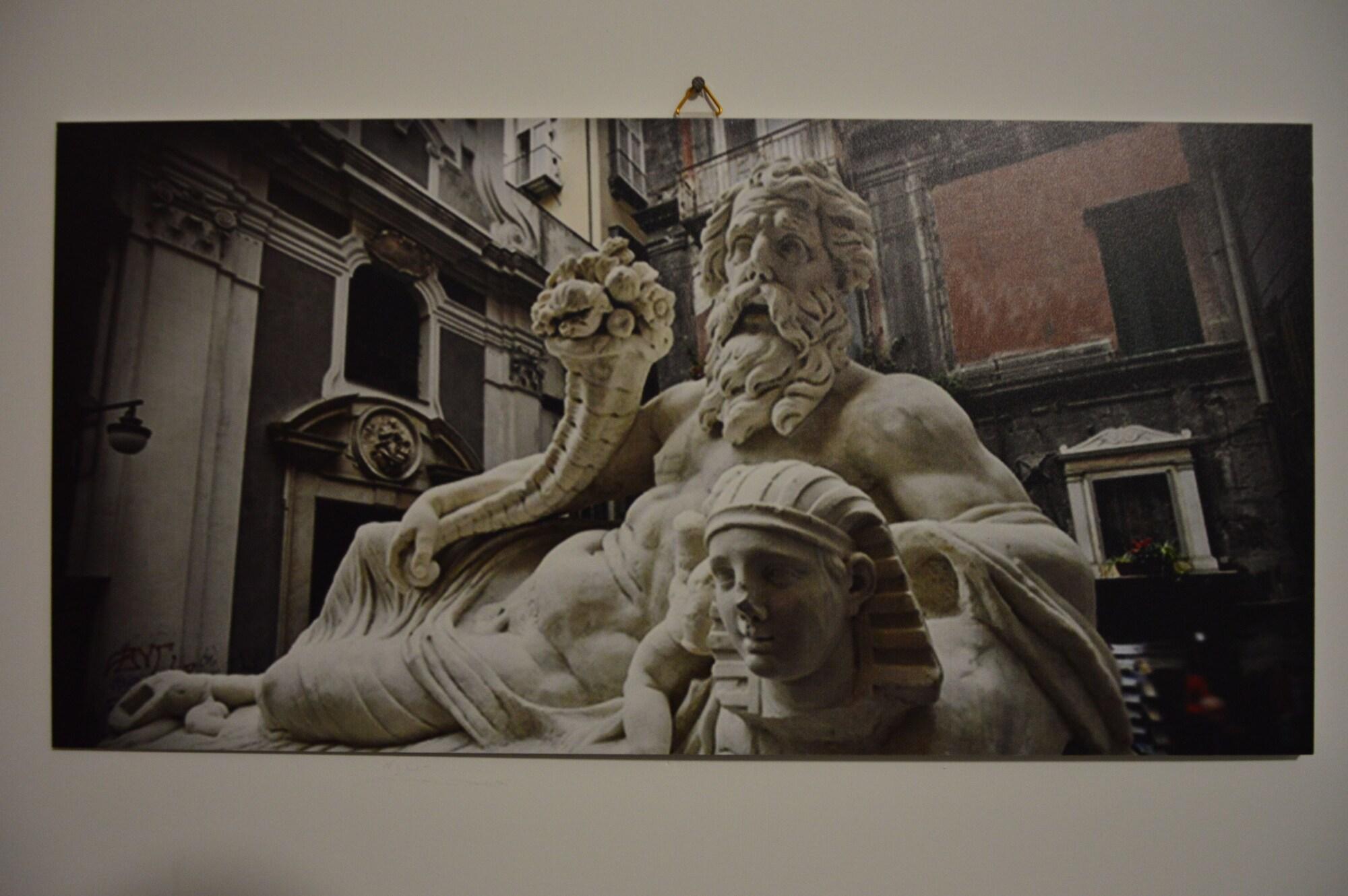 Vista Lobby Petrucci Garden