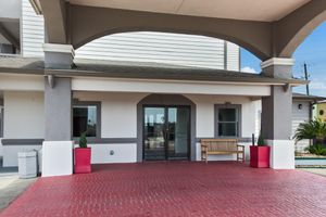 Alojamiento - Red Roof Inn Plus+ Galveston - Beachfront