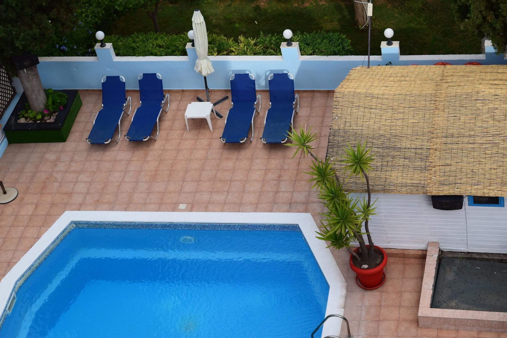 Varios Hotel Thetis