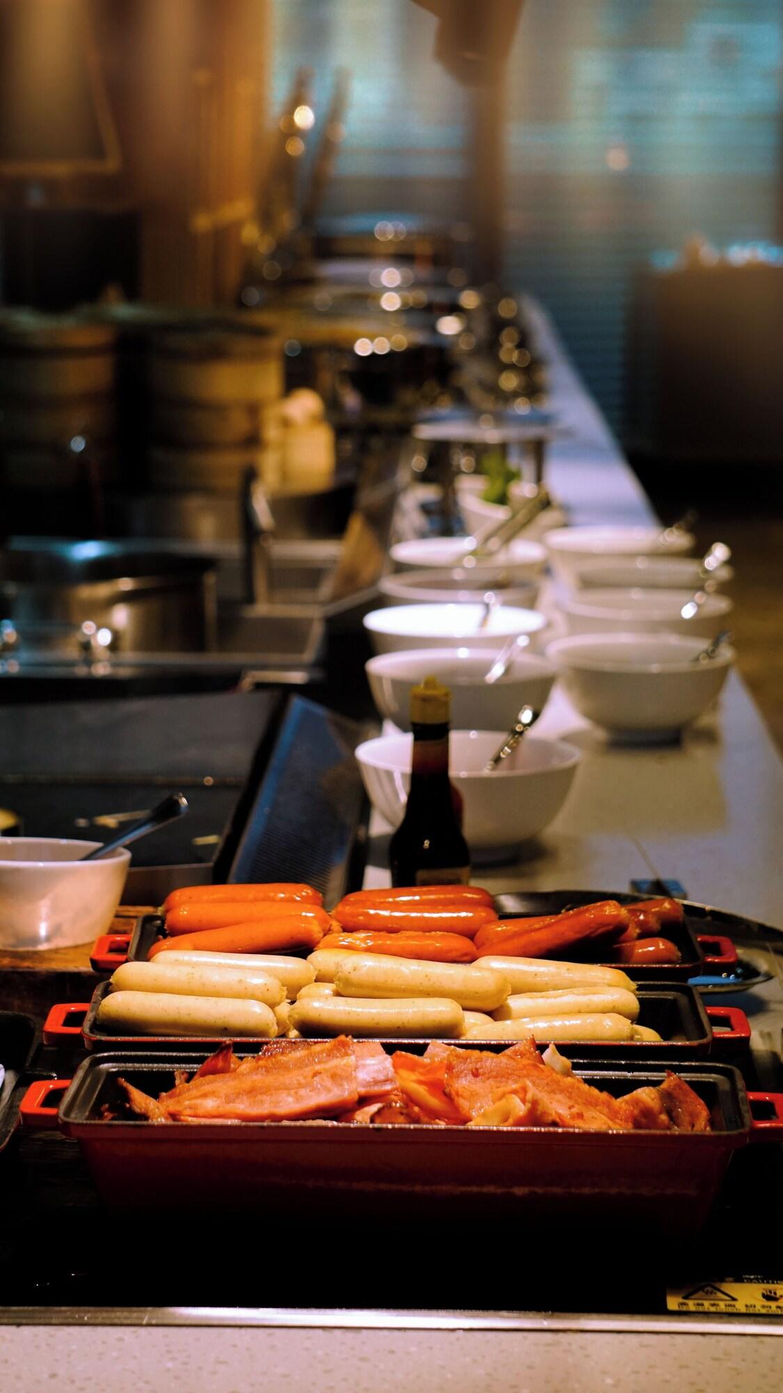 Restaurant Holiday Inn Zhuhai City Center by IHG