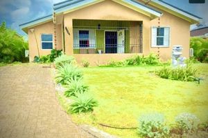 Renta Vacacional - Private Paradise With /pool/gym/free Shuttle/wi-fi 3 Bedroom Villa