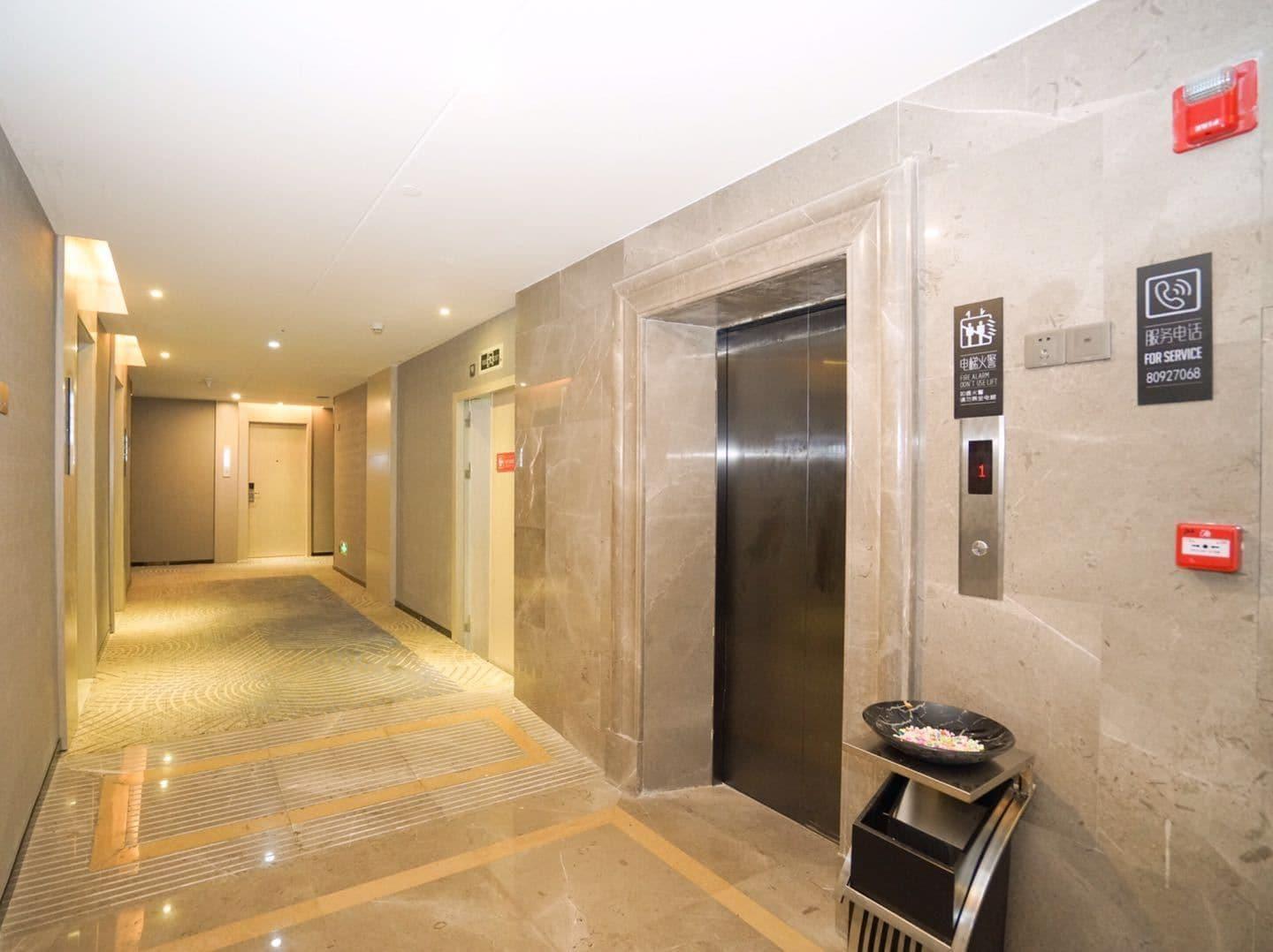 Varios Echarm International Hotel Canton Tower Pazhou Convention and Exhibition Center Lujiang Metro Station Branch - Free Shuttle Bus to Canton Fair Complex During Canton Fair Period