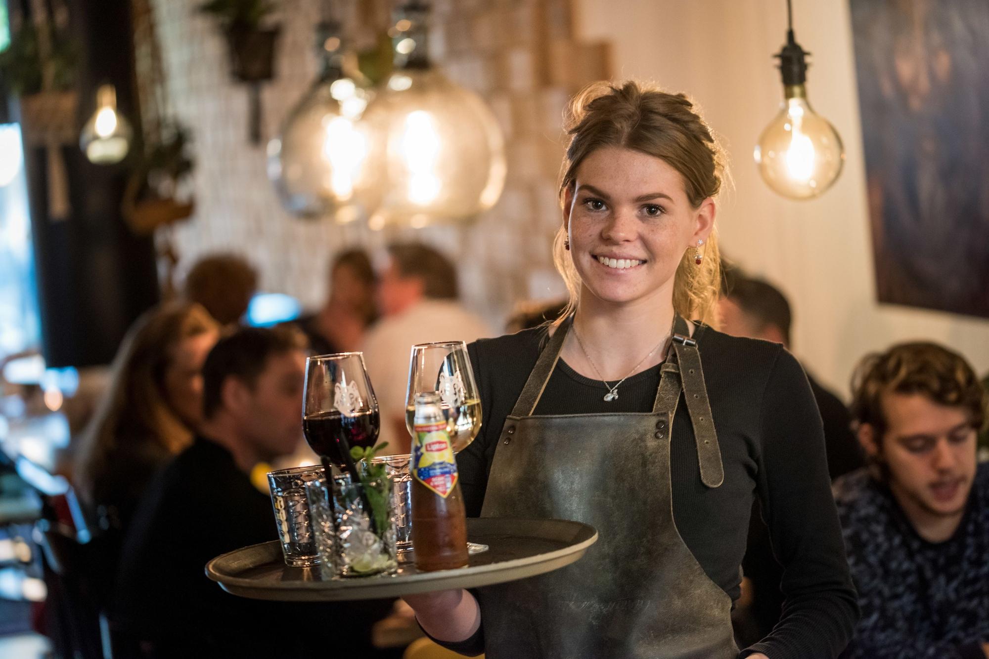 Restaurant Wolf Hotel Kitchen & Bar