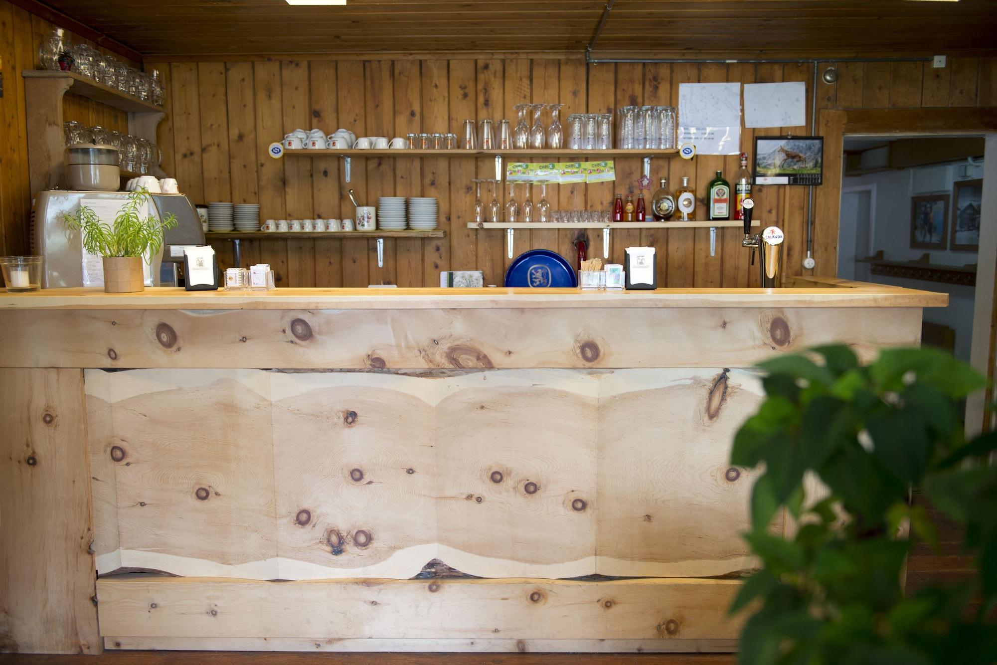 Bar/Salón Chalet Speciale - Hostel