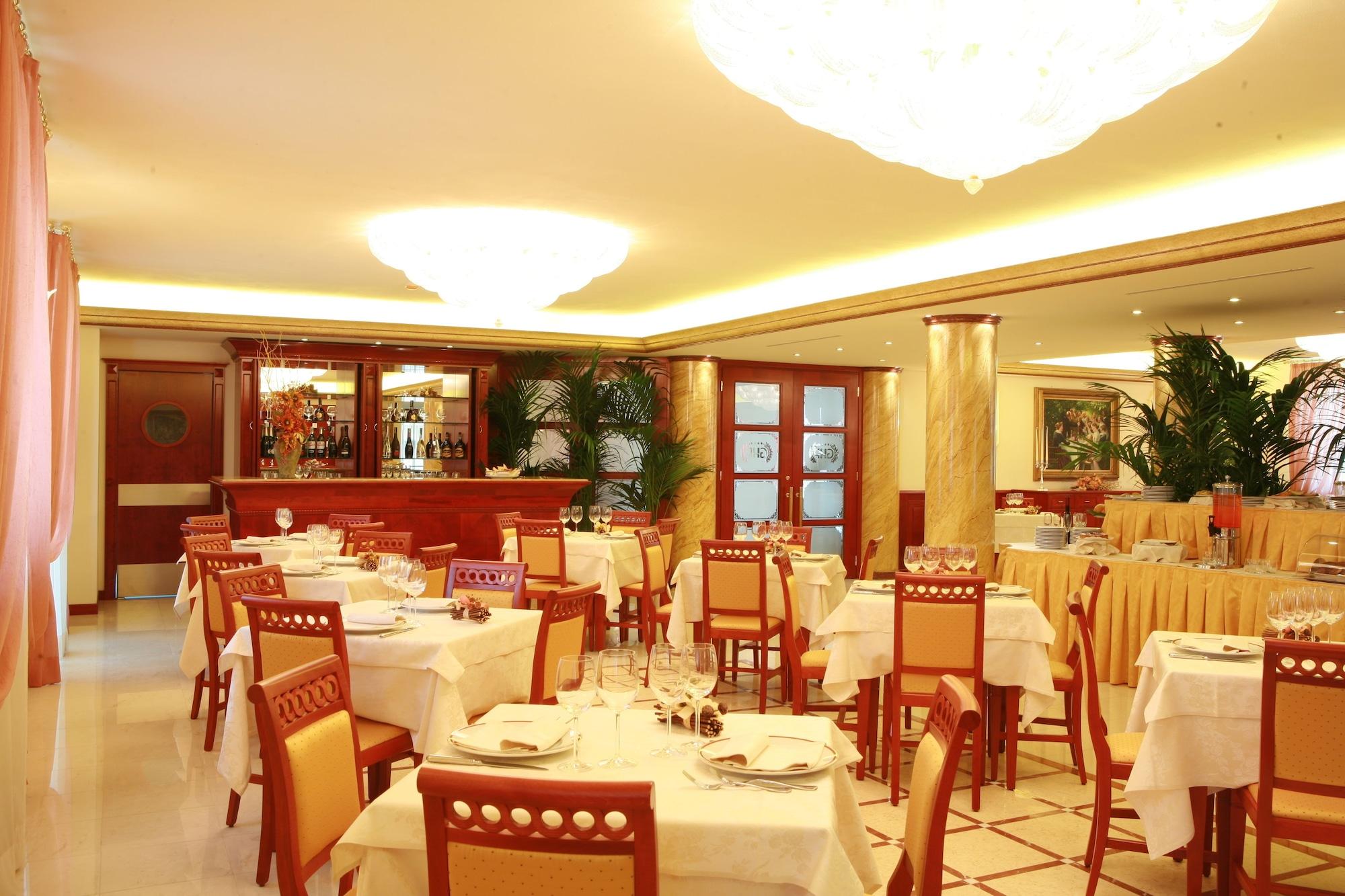 Bar/Salón Grand Hotel del Parco - Bergamo Airport
