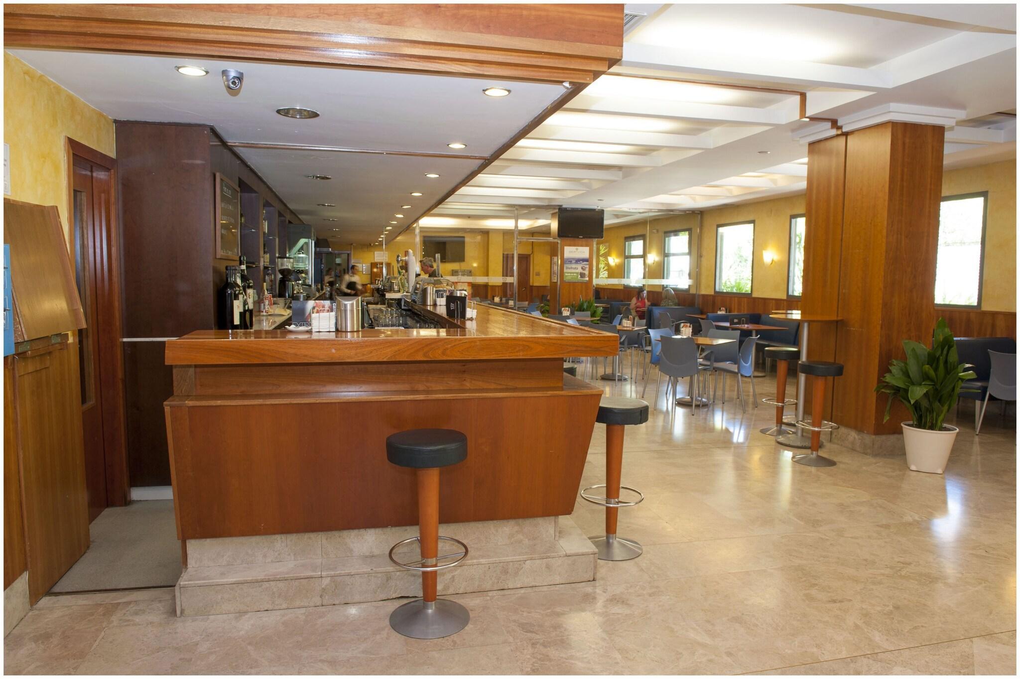 Bar/Salón Extremadura Hotel