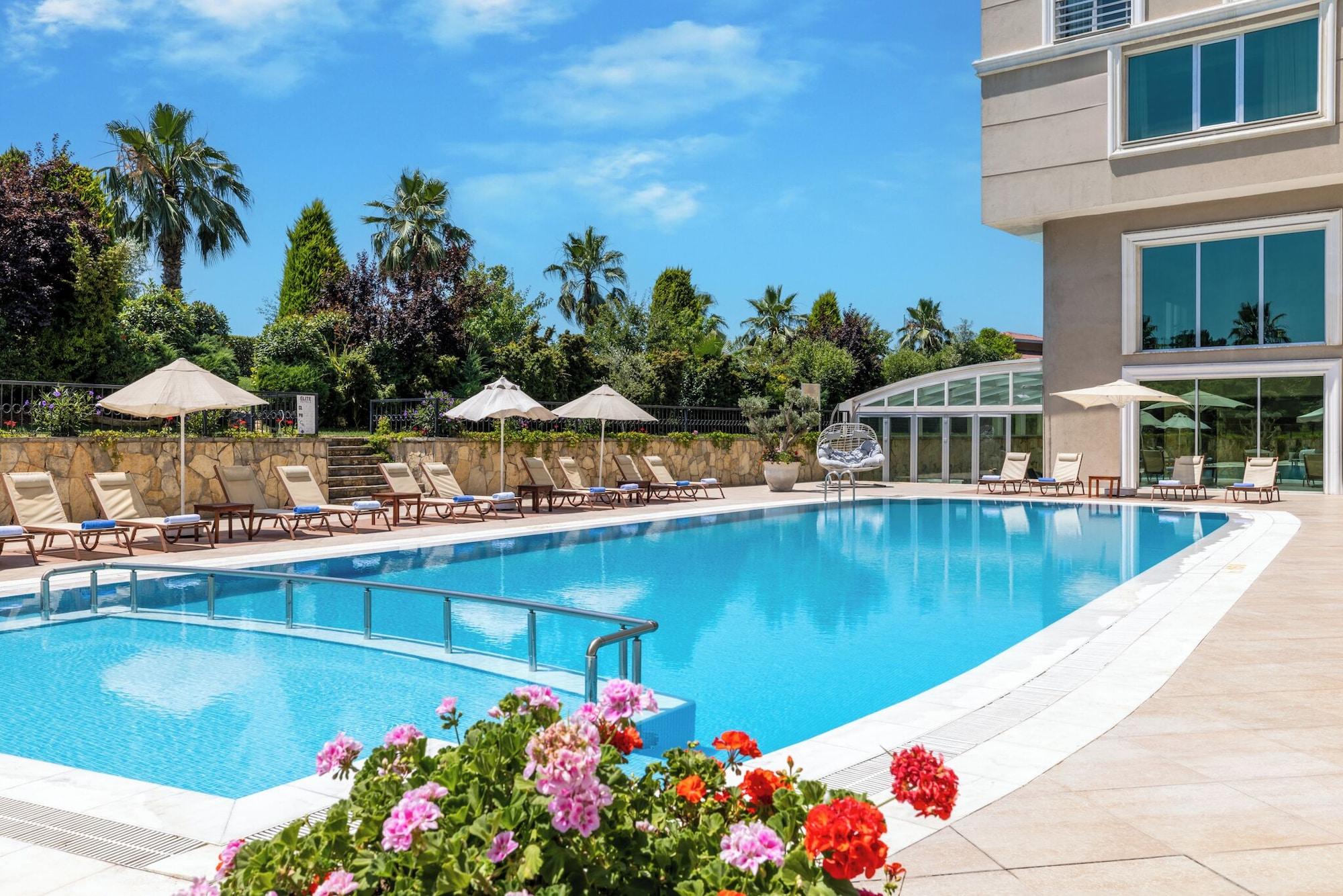 Vista Piscina Elite Hotel Darica