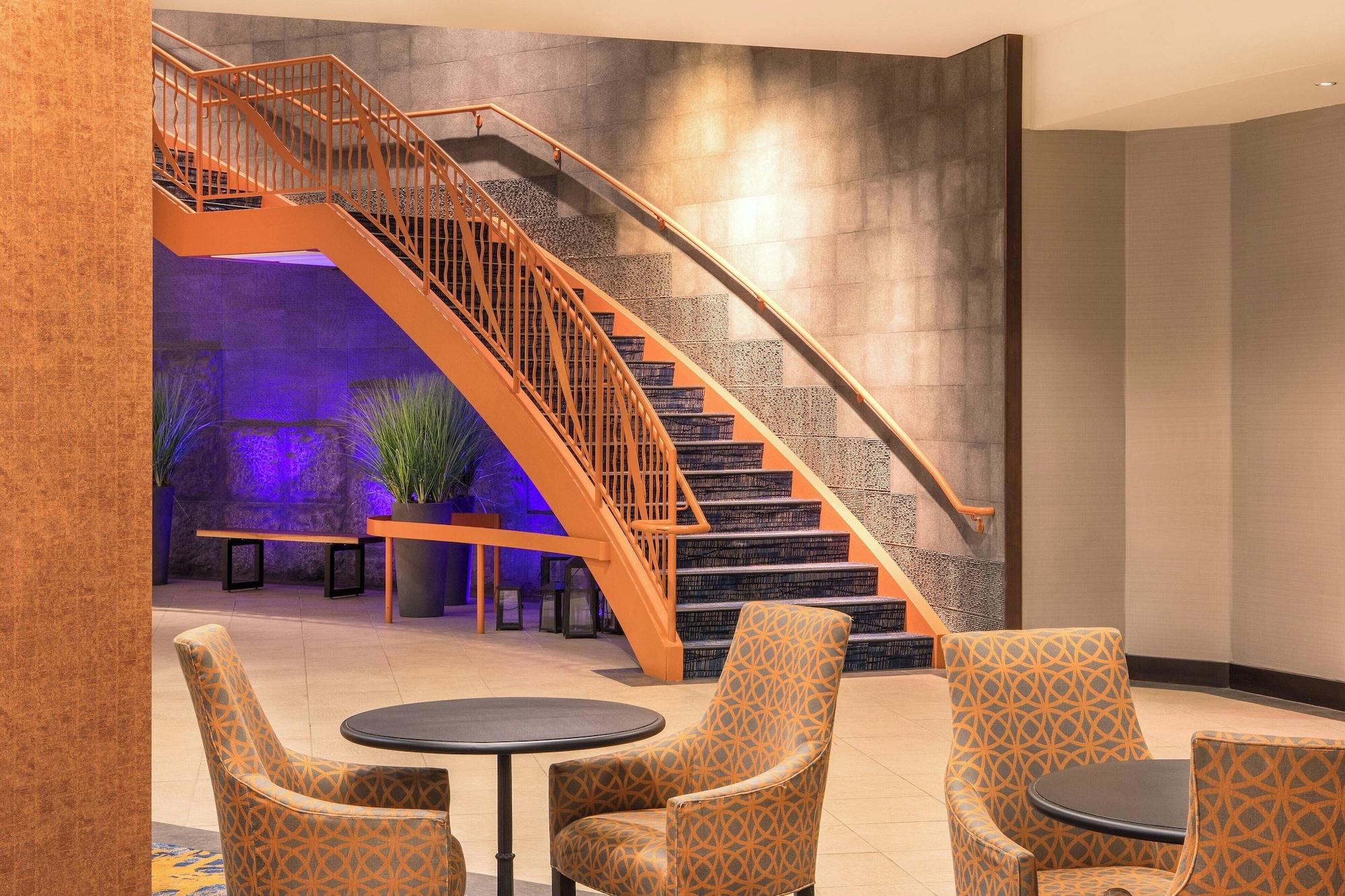 Vista Lobby Residence Inn Portland Downtown/Waterfront