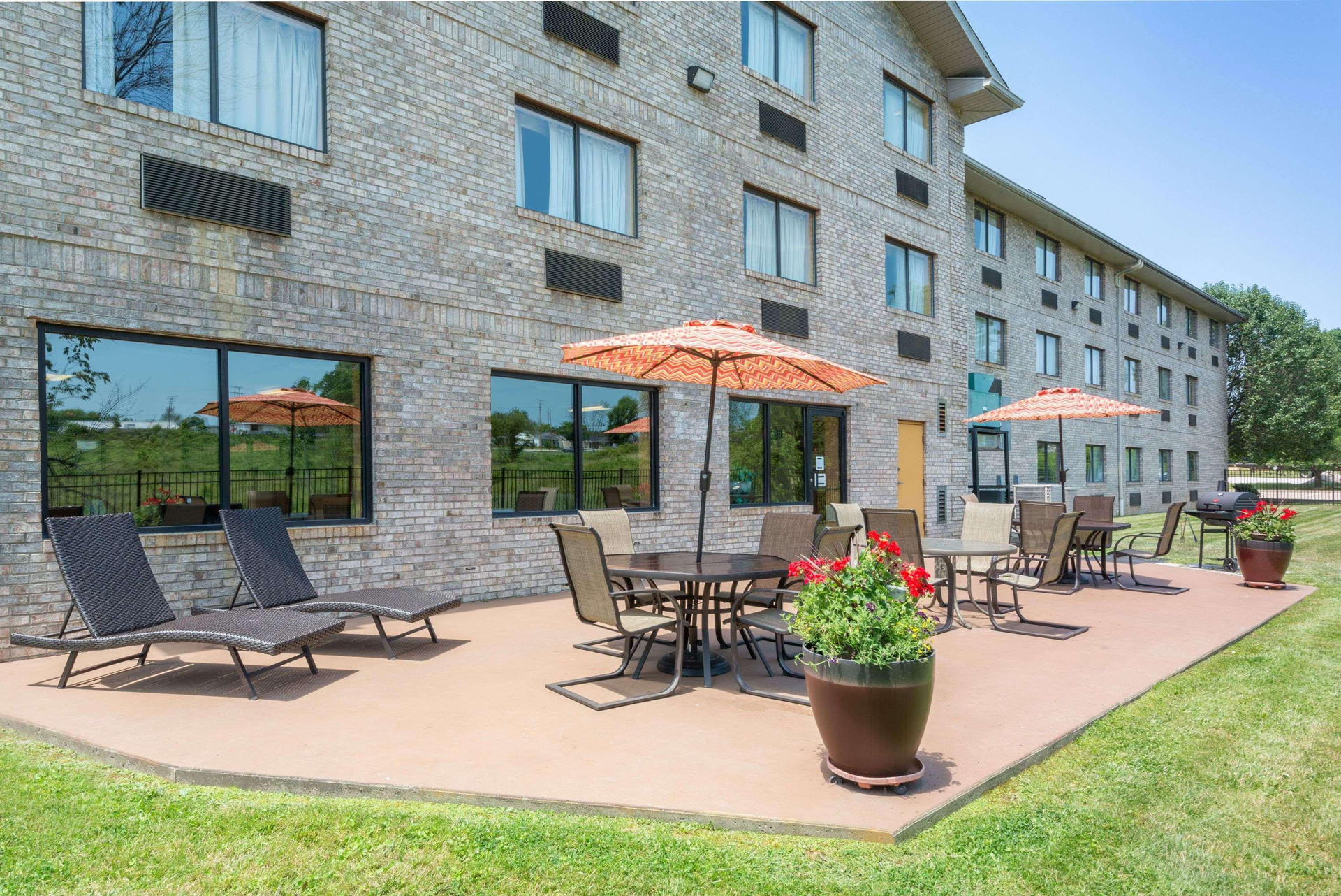 Vista Exterior Ramada Limited Catlettsburg/Ashland