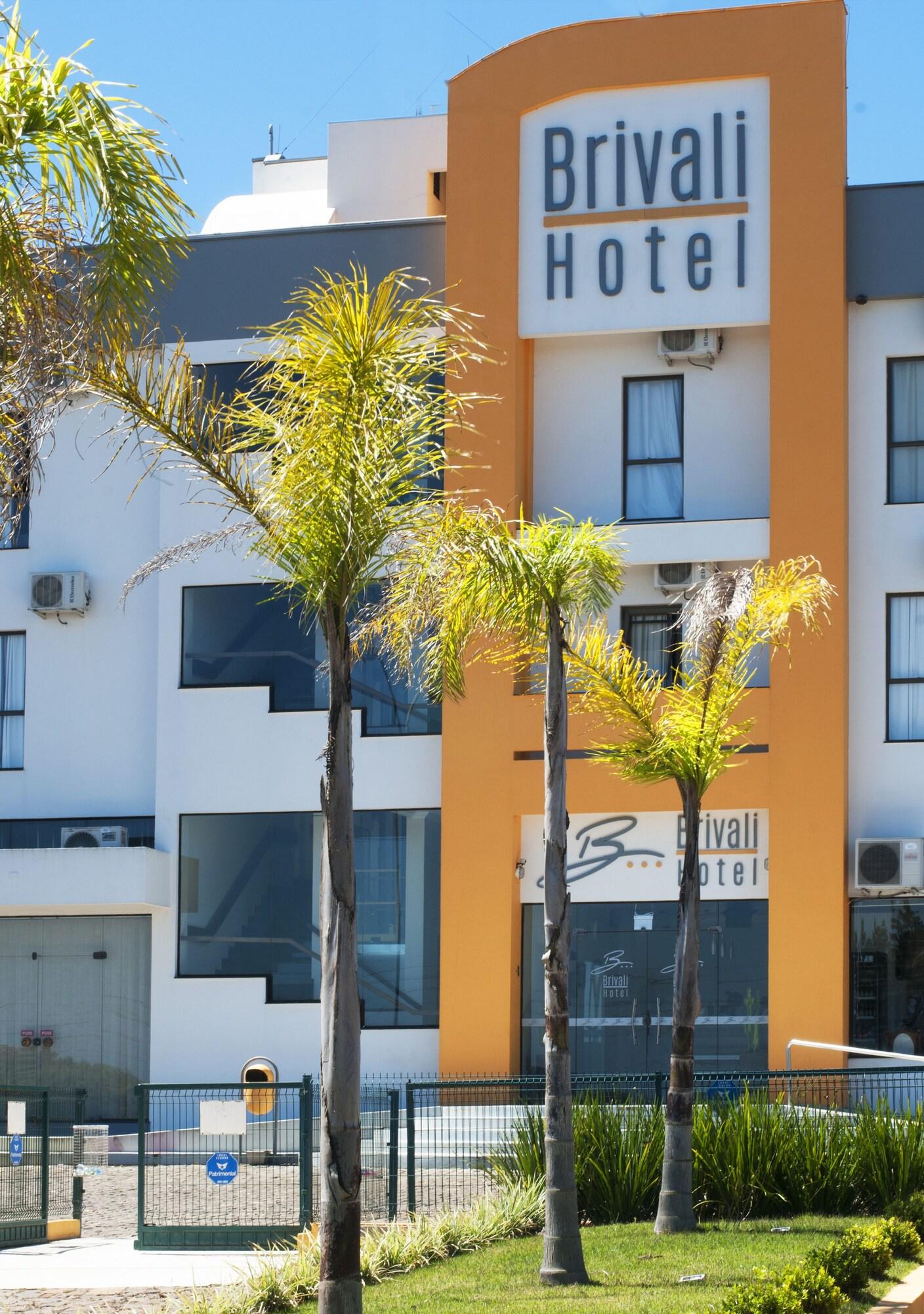 Vista Exterior Brivali Hotel e Eventos