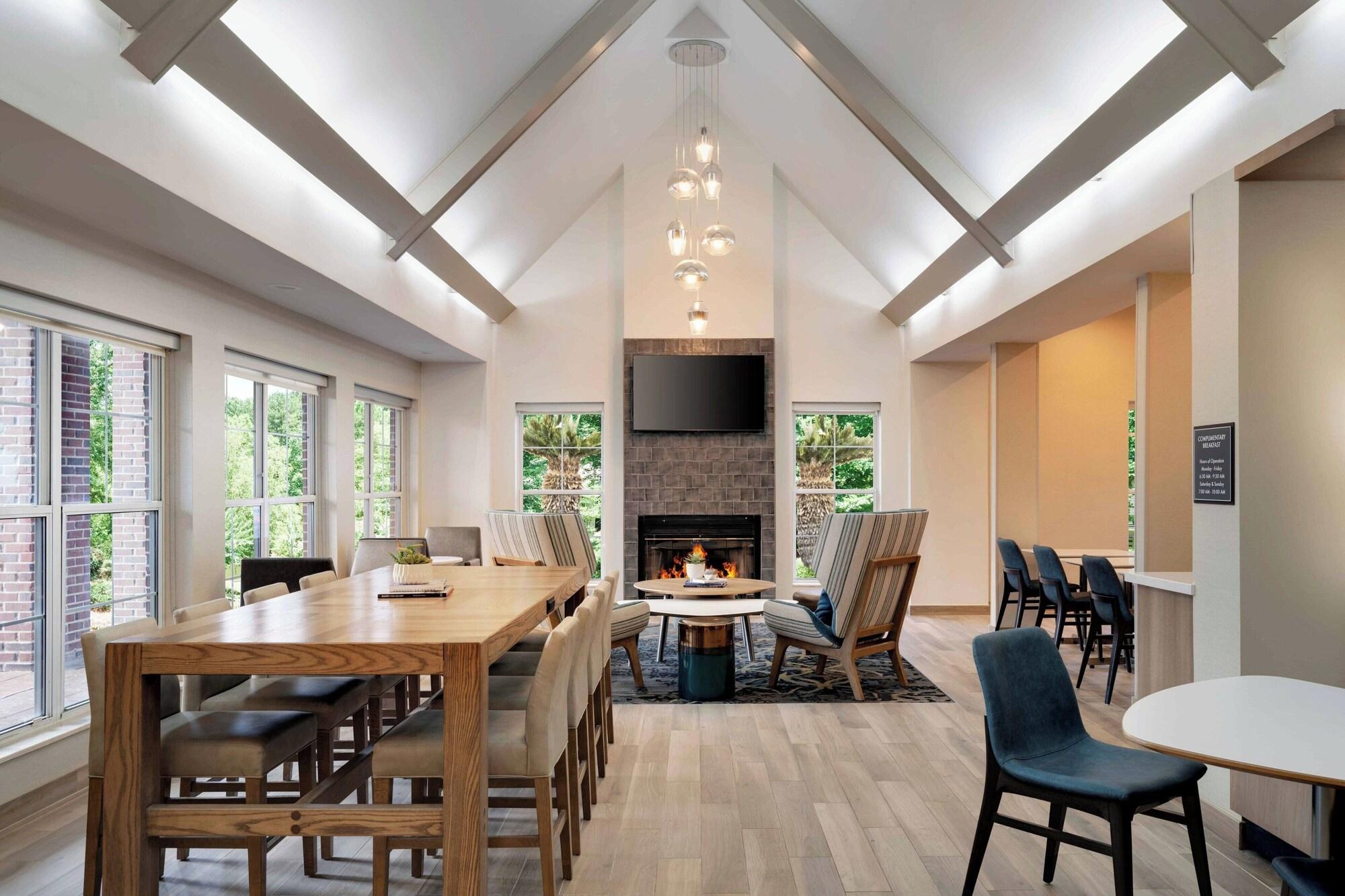 Varios Residence Inn By Marriott Austin South