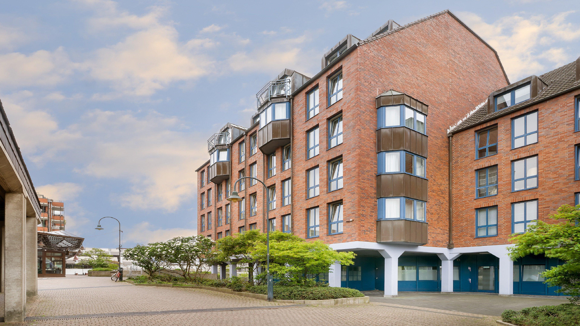 Vista Exterior Garner Hotel Cologne Porz - Airport by IHG