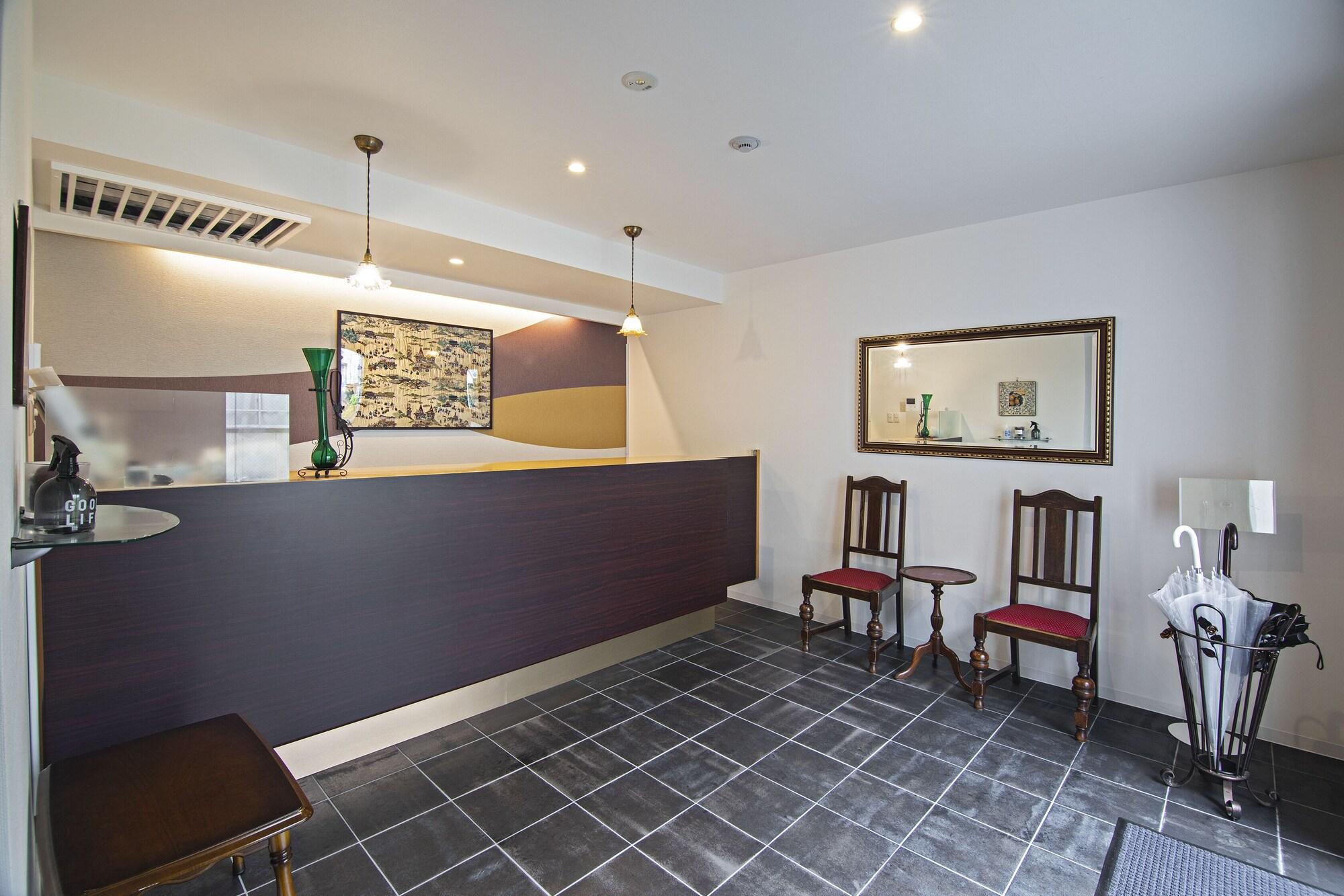 Varios Forest Guardian Hotel 京都御所西