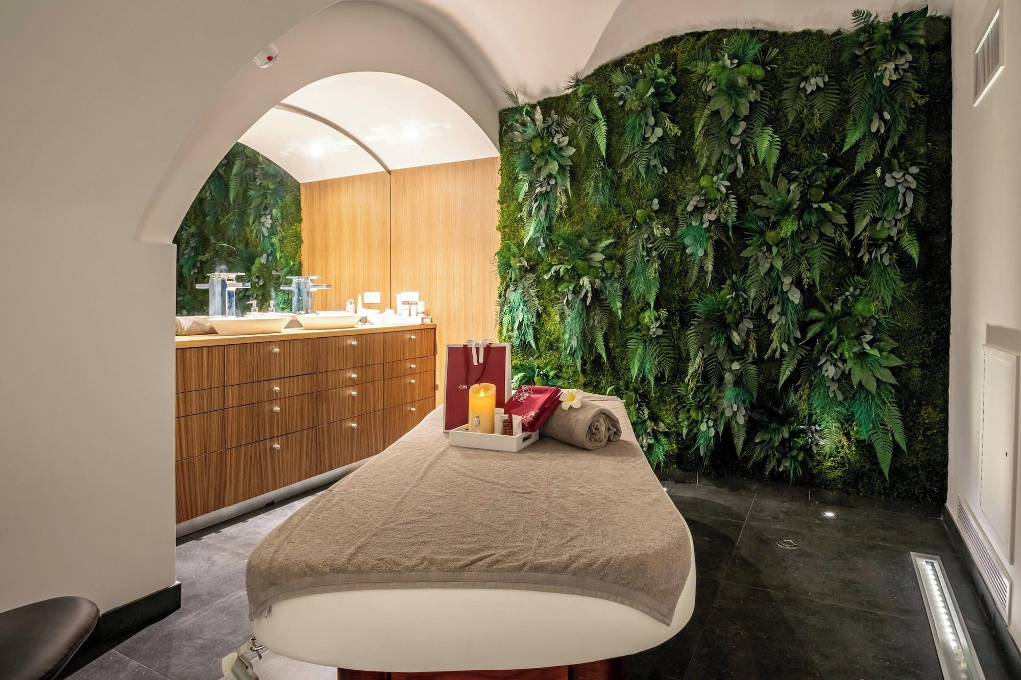 Spa Hotel de Bourgtheroulde, Autograph Collection