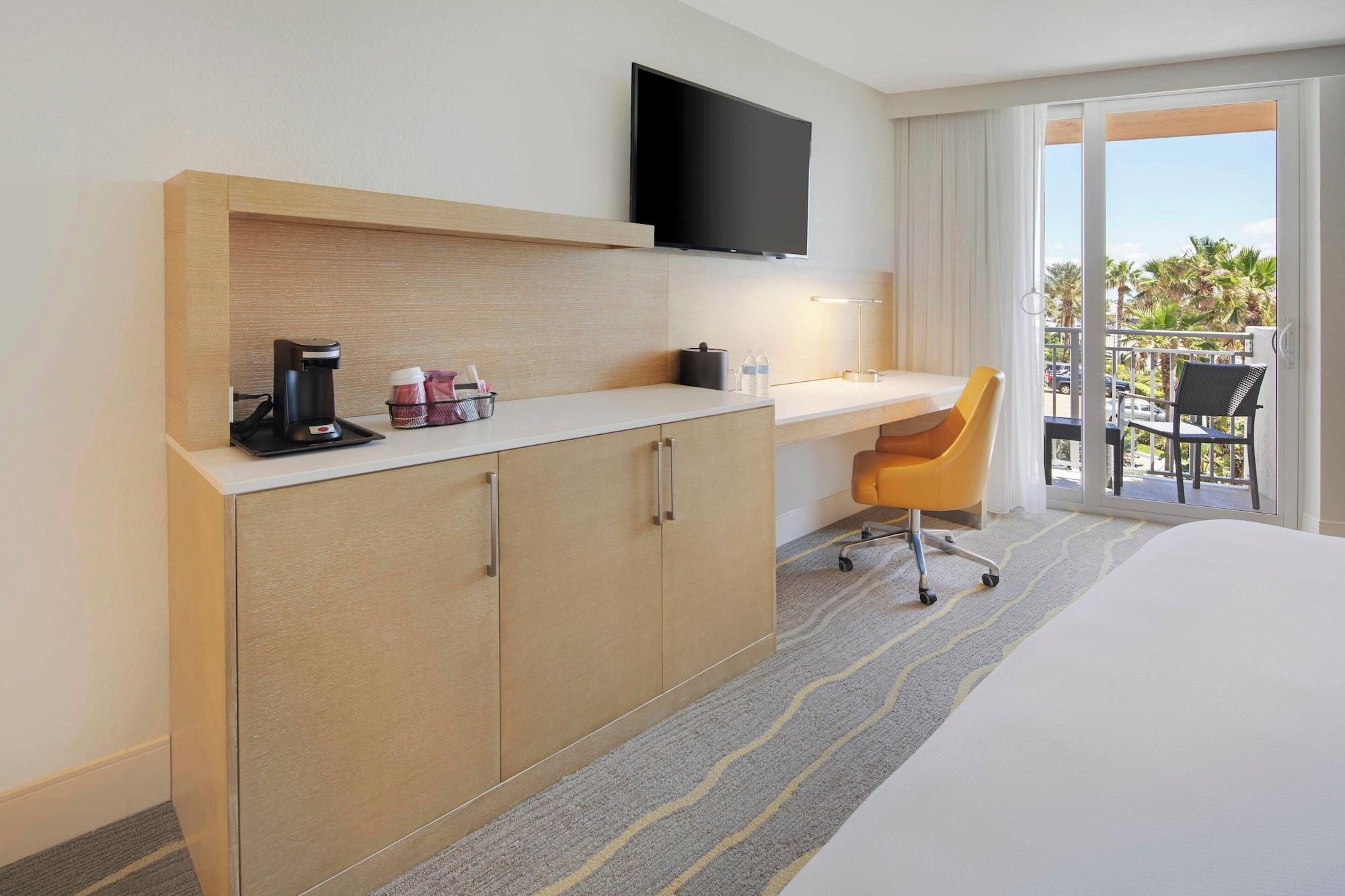 Habitación Delta Hotels by Marriott Daytona Beach