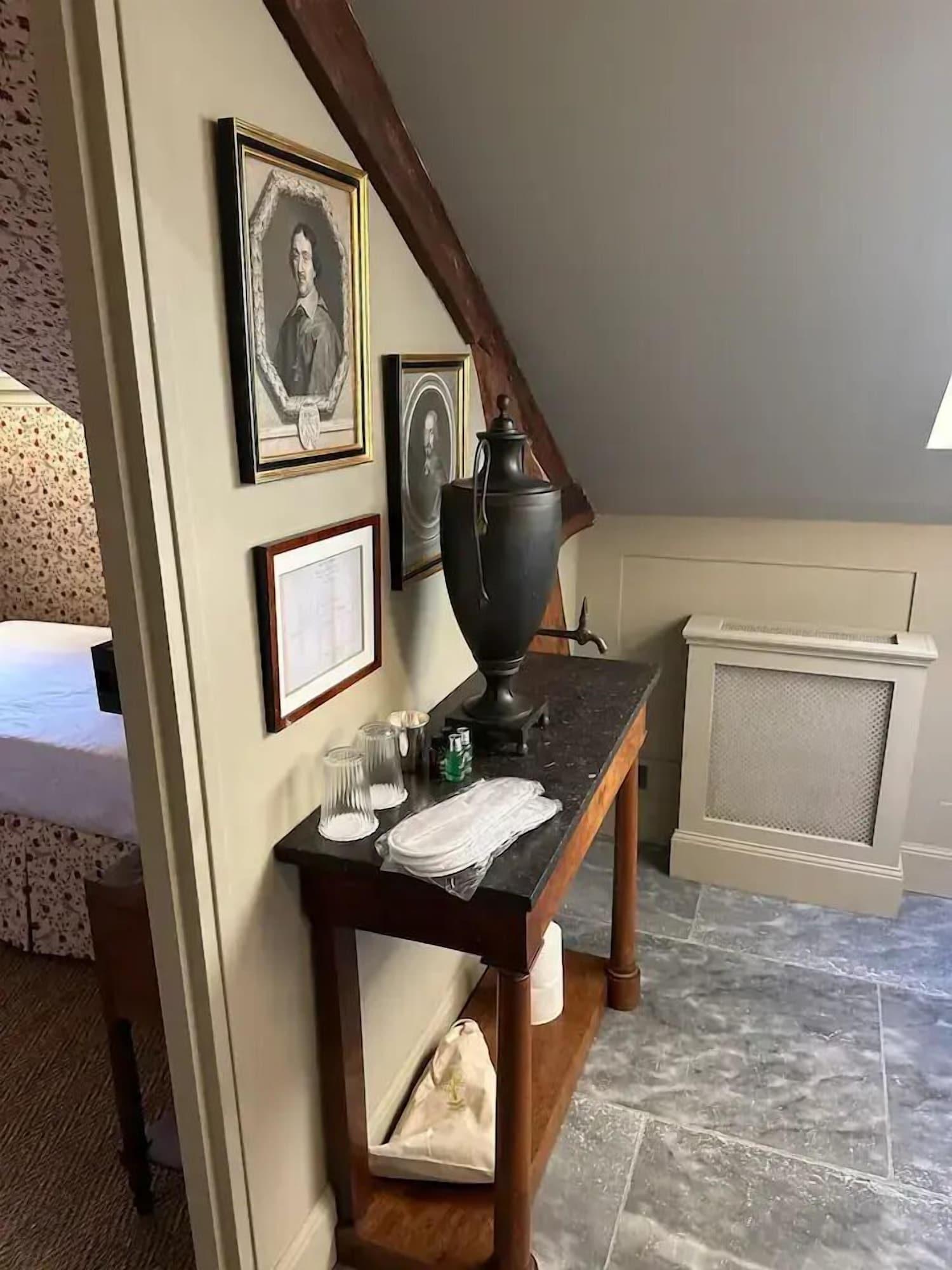 Varios MANOIR DES BASSES RIVIERES