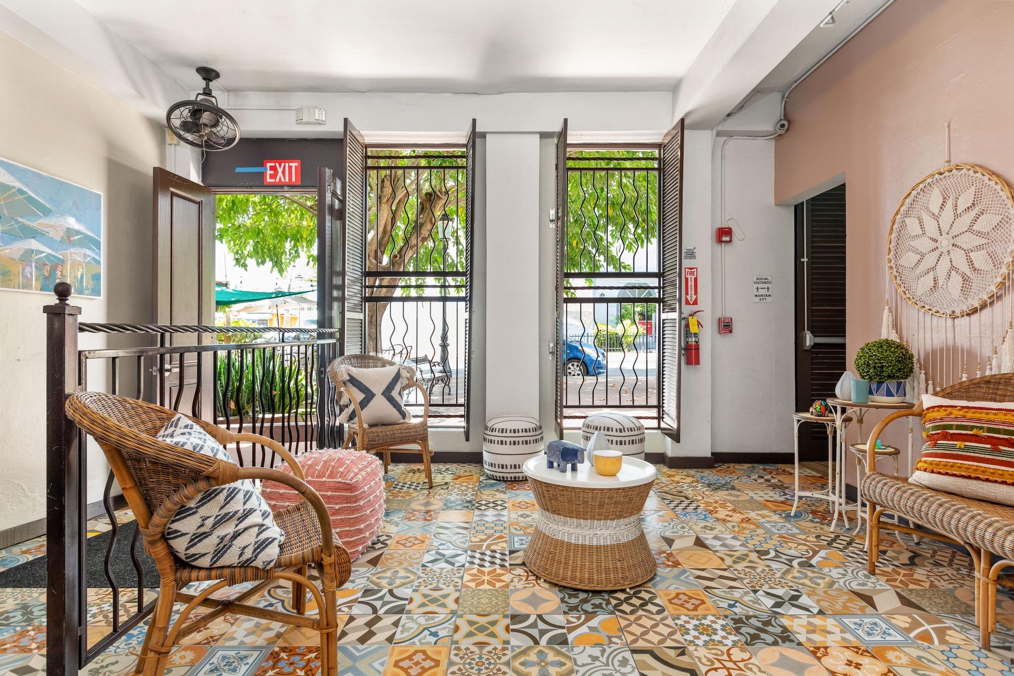 Vista Lobby RINCON PLAZA HOTEL