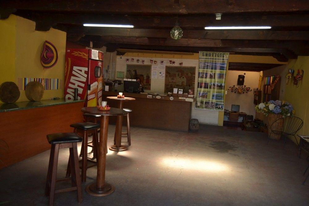 Hotel Hostel y Restaurante Casa Jacaranda