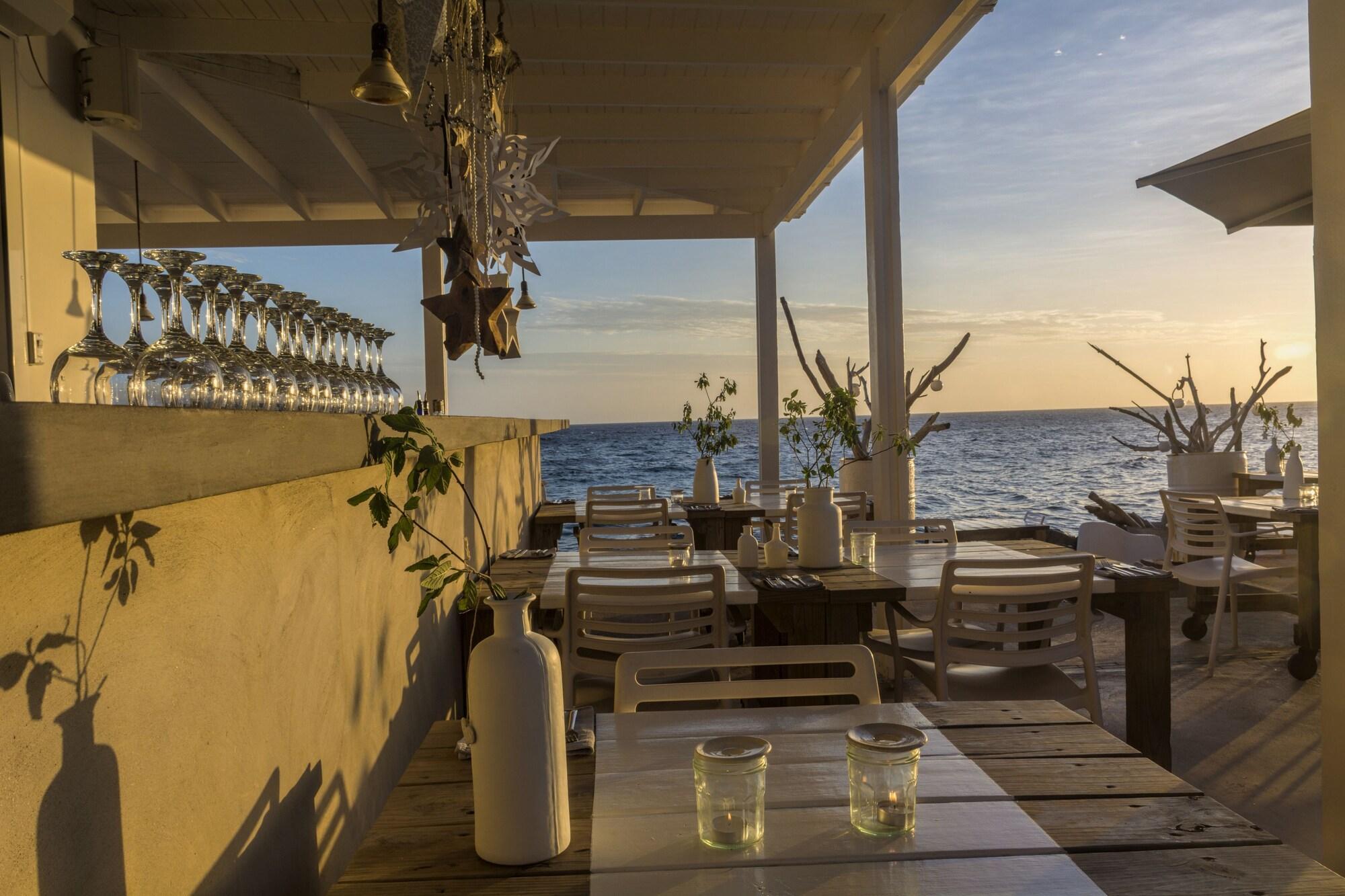 Playa BijBlauw Hotel