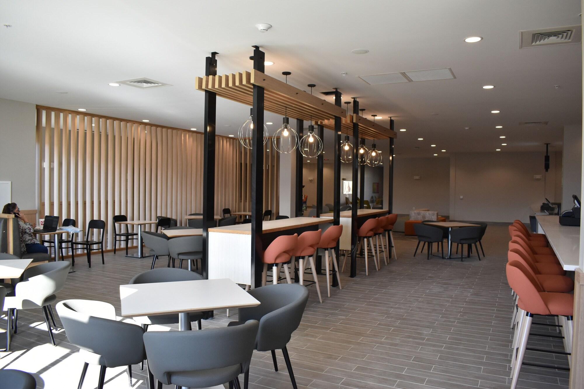 Restaurant Holiday Inn Kansas City - Northeast by IHG