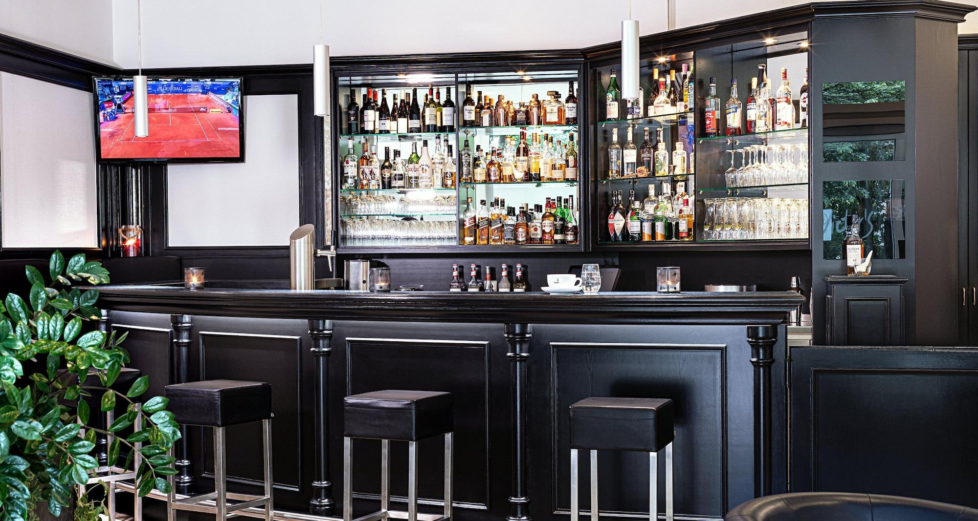 Bar/Salón Victor's Residenz-Hotel Gummersbach