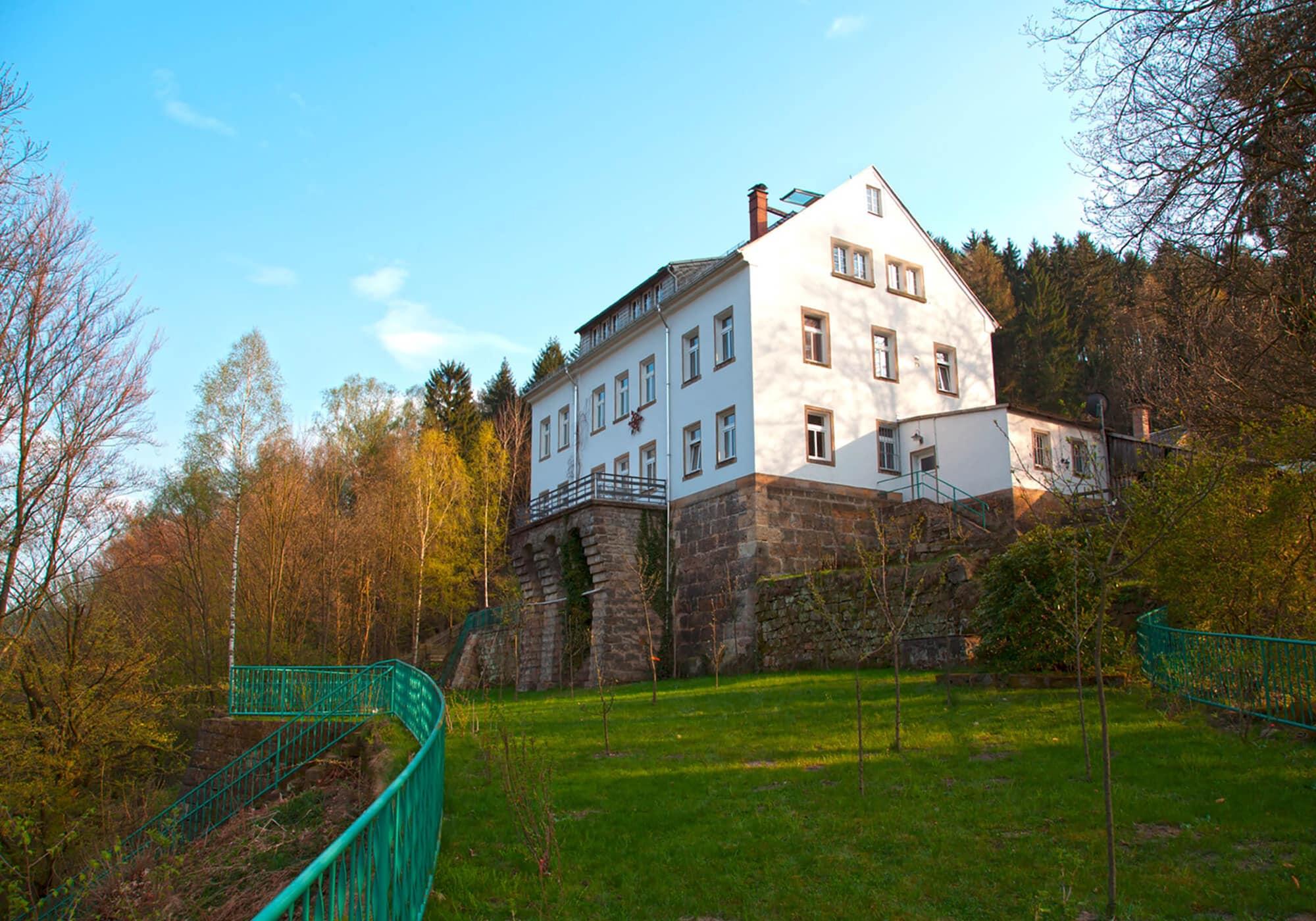 Vista Exterior Die Burg Schöna - In a national park
