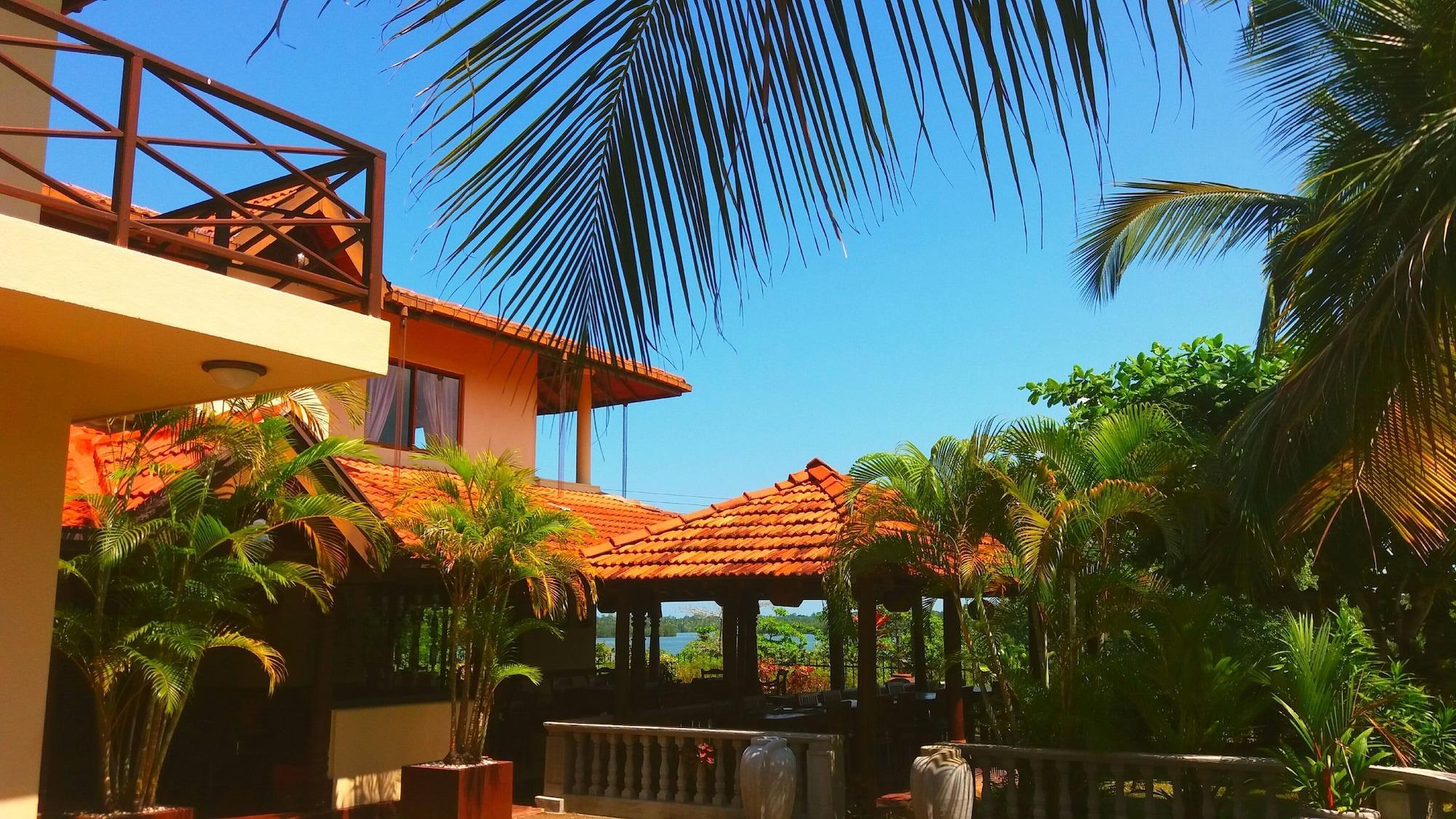 Vista Exterior Asian Jewel Boutique Hotel