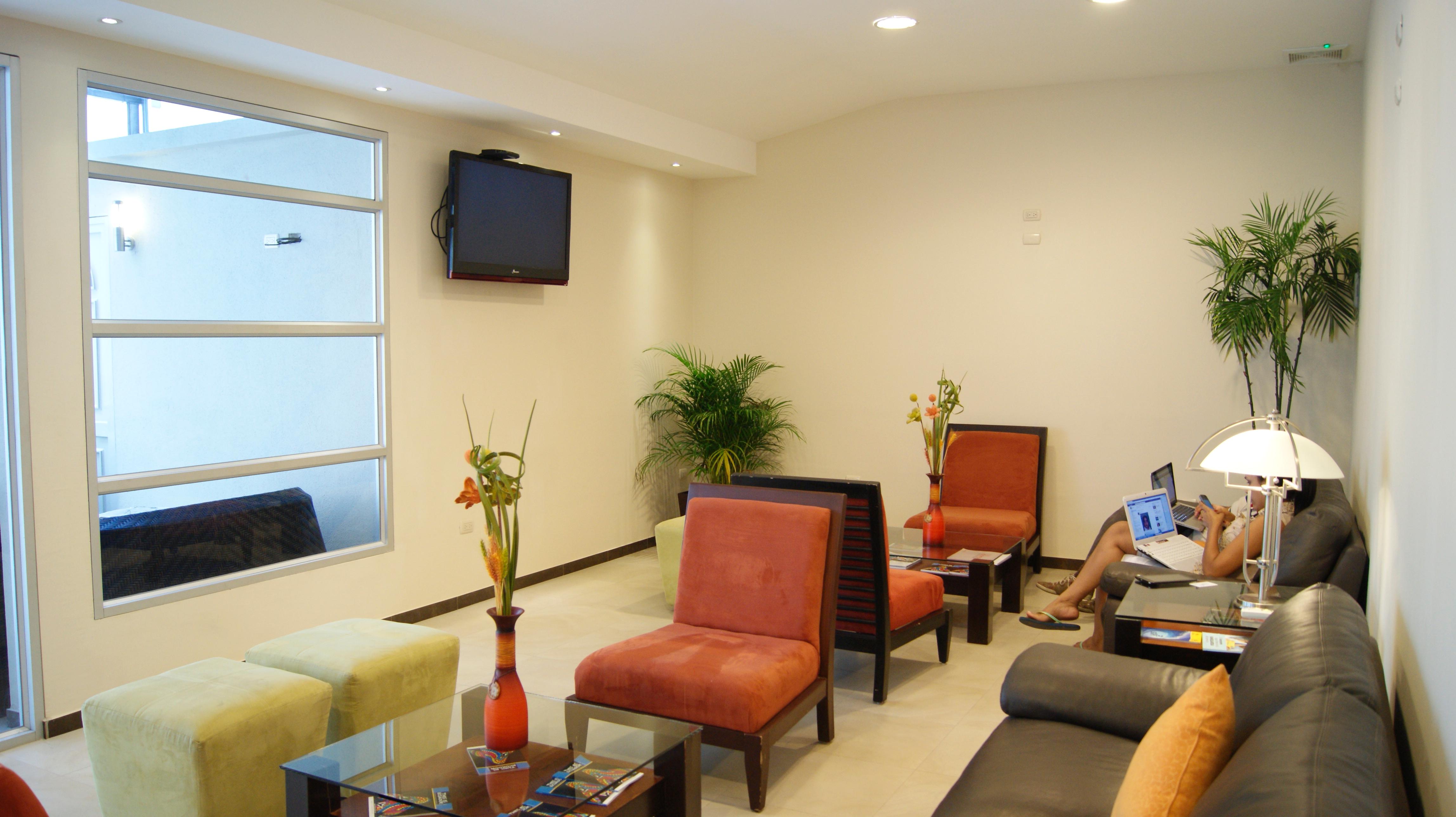 Vista Lobby HM International Hotel