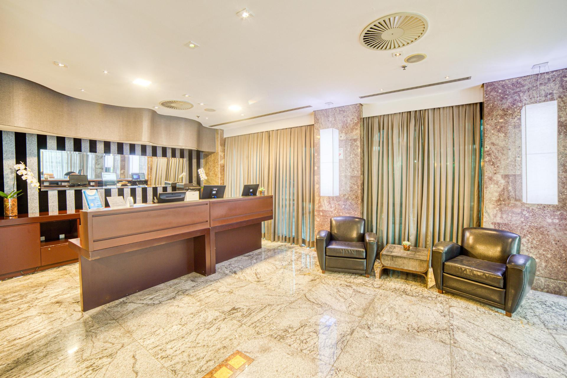 Vista Lobby Wyndham São Paulo Ibirapuera Convention Hotel
