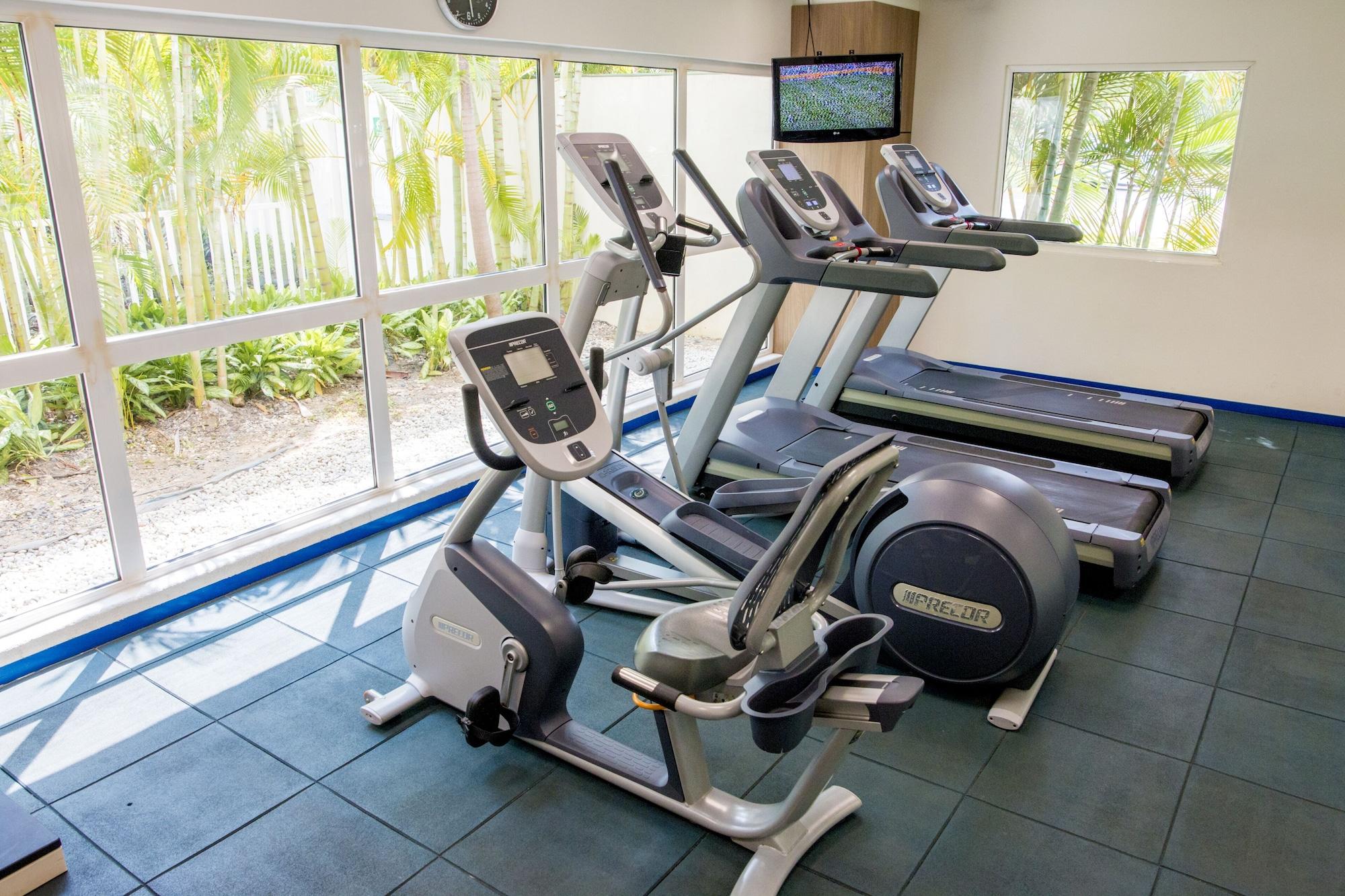 Gimnasio Holiday Inn Acapulco La Isla by IHG