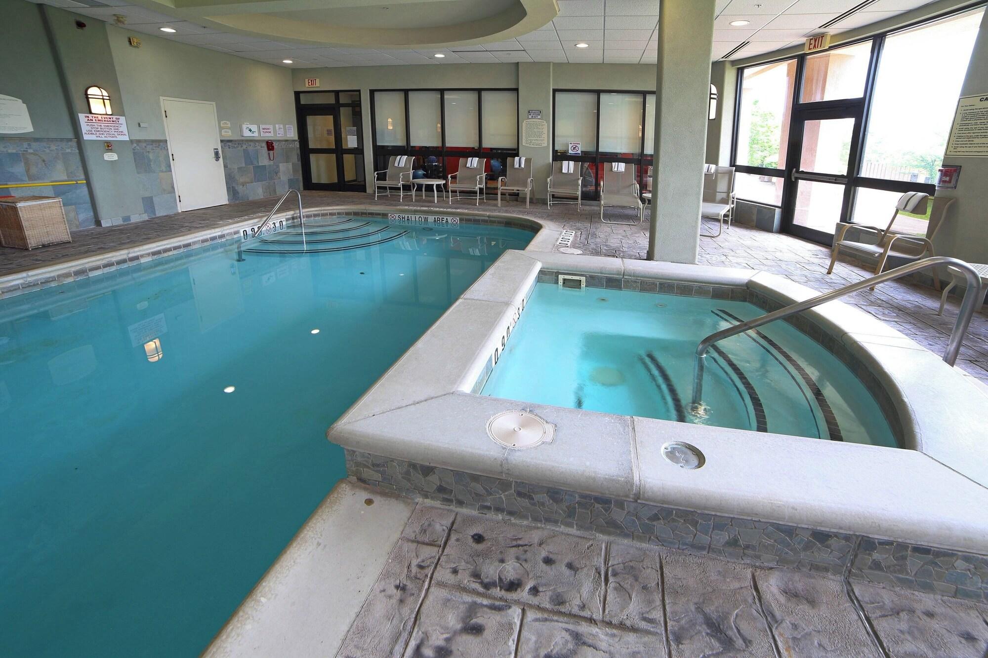 Vista Piscina Courtyard by Marriott Mississauga - Airport Corporate Centre West