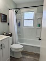 Alquiler Vacacional - Cozy,near Zoo,UTMC,DT Toledo,Walk trail. Working travelers/families/dogs.