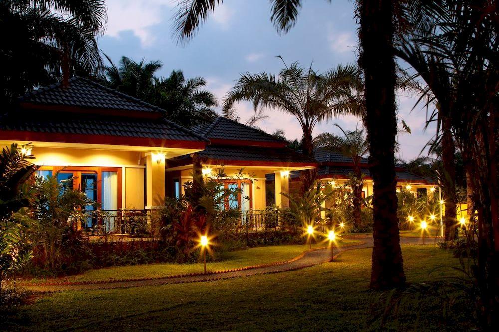 Varios Thalane Palm Paradise Resort