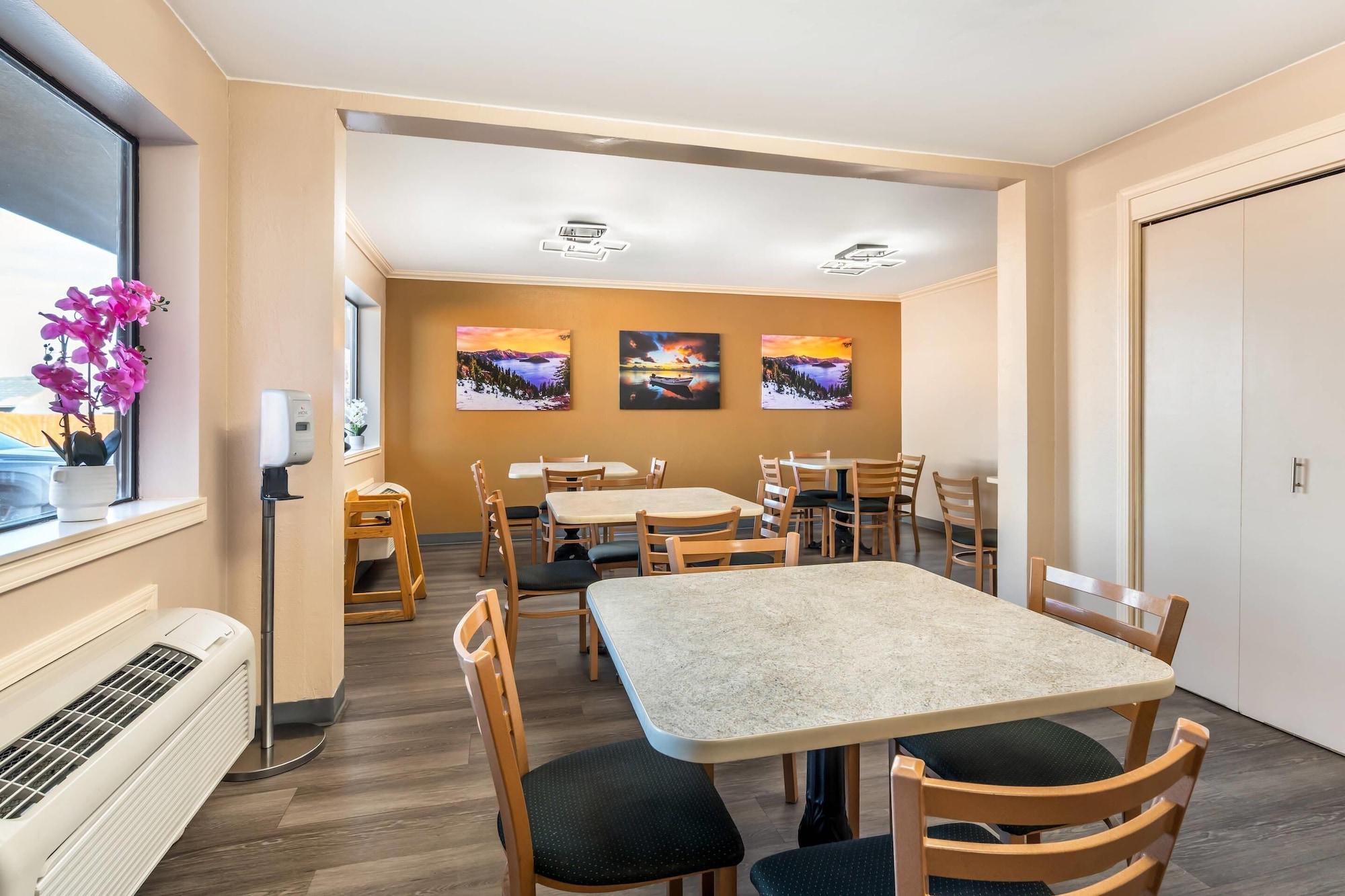 Restaurant Quality Inn Klamath Falls - Crater Lake Gateway