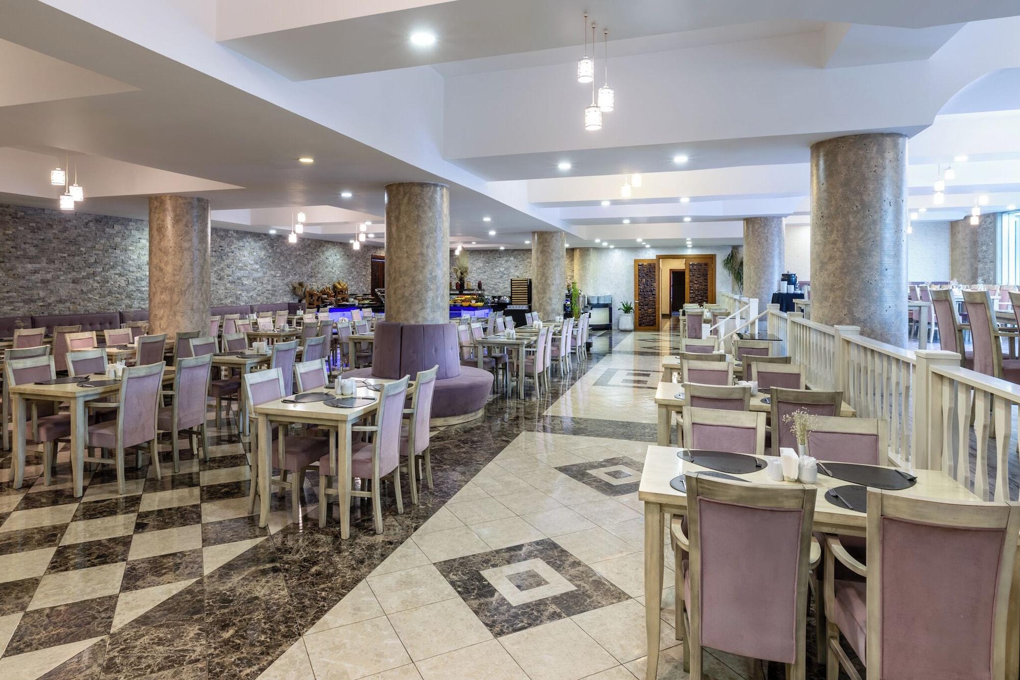 Restaurant Elite Hotel Darica