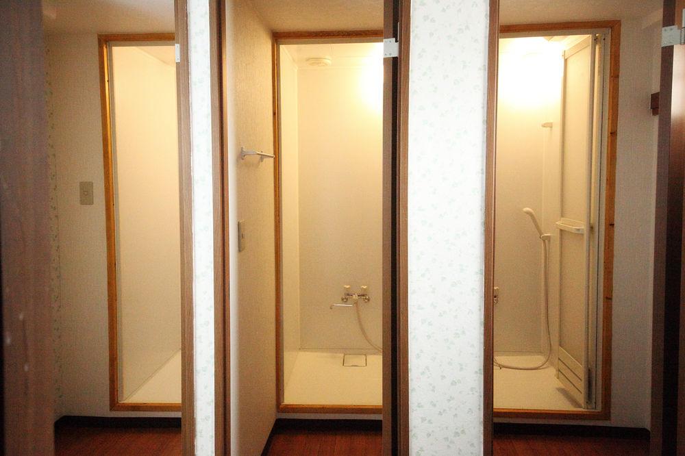 Equipamiento de Habitación Tokyo House INN S&G