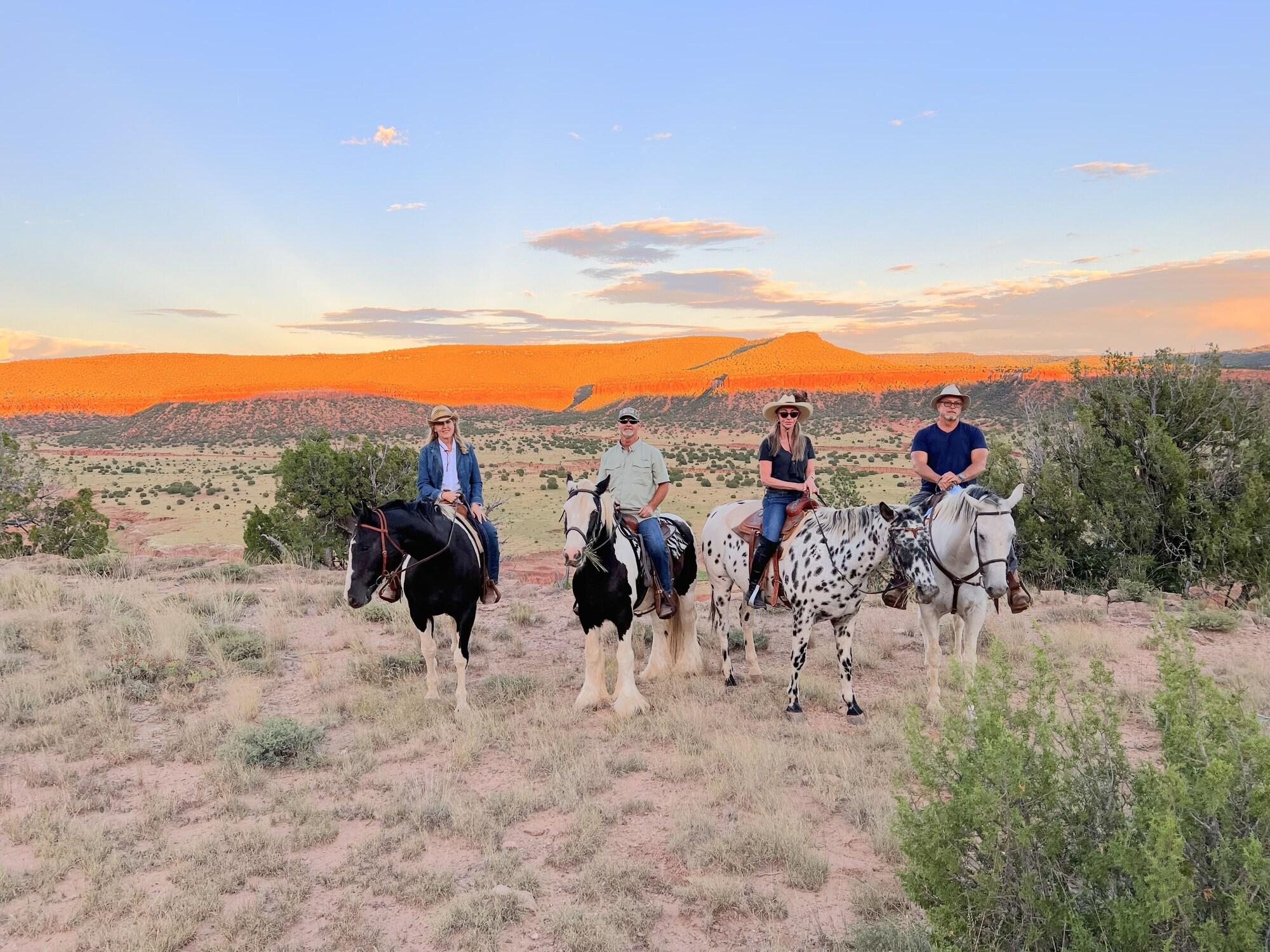Instalaciones Recreativas Teepee Lodge with Equus & Firearms/ranch