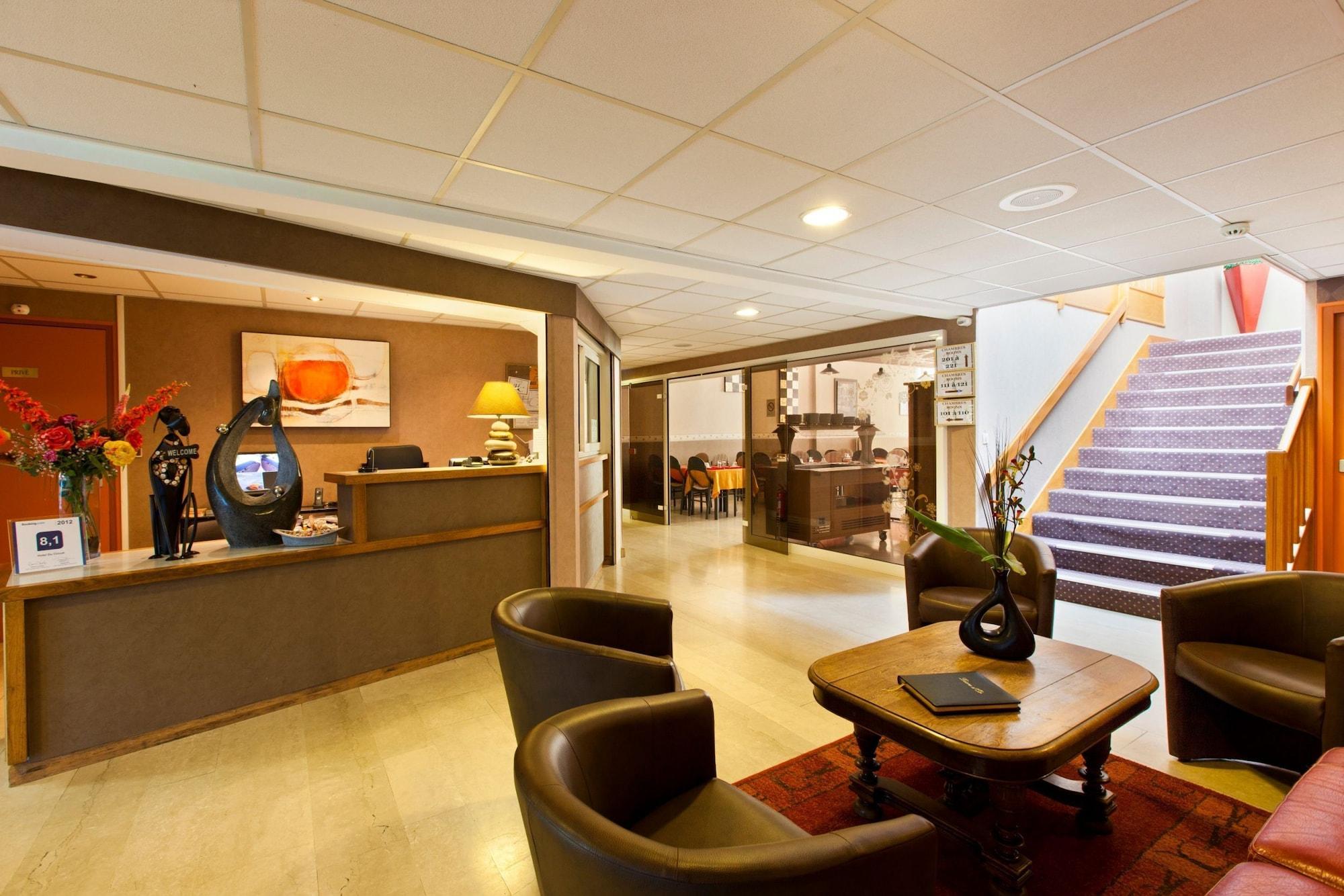 Vista Lobby Citotel Du Circuit