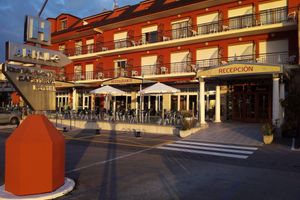 Alojamiento - Hotel Arillo