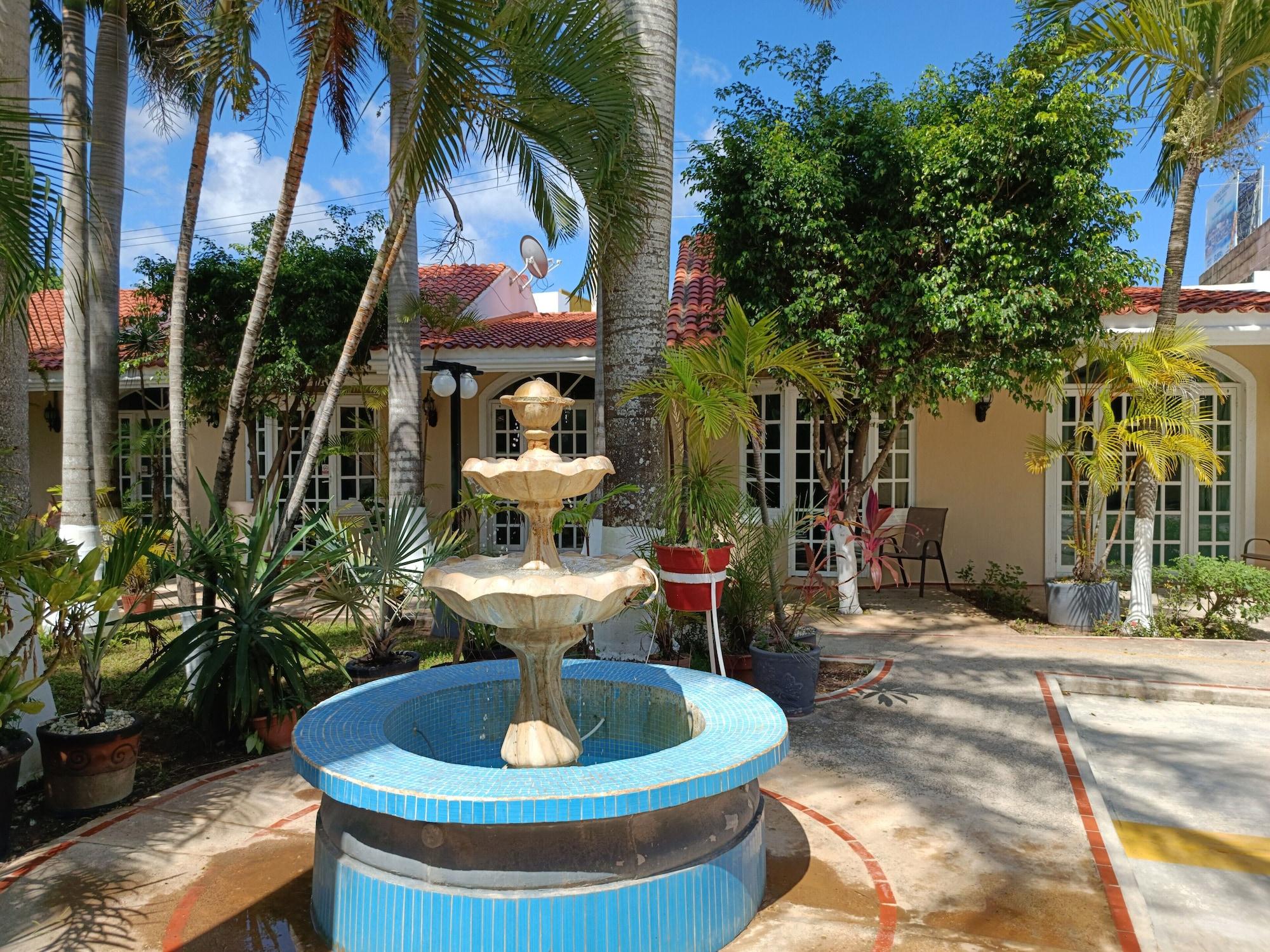 Vista Exterior Tulipanes Cancun