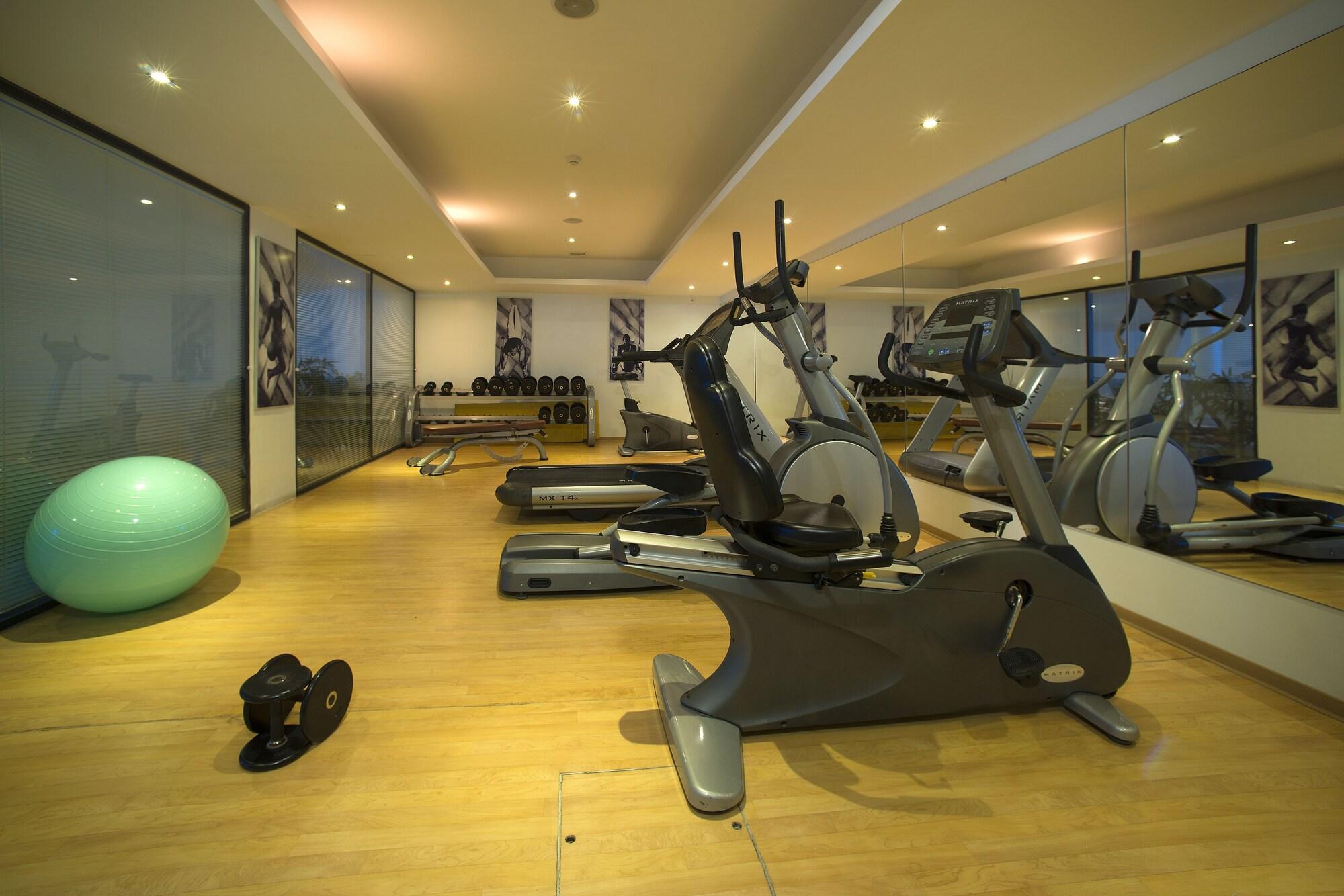 Gimnasio Vila Gale Ampalius