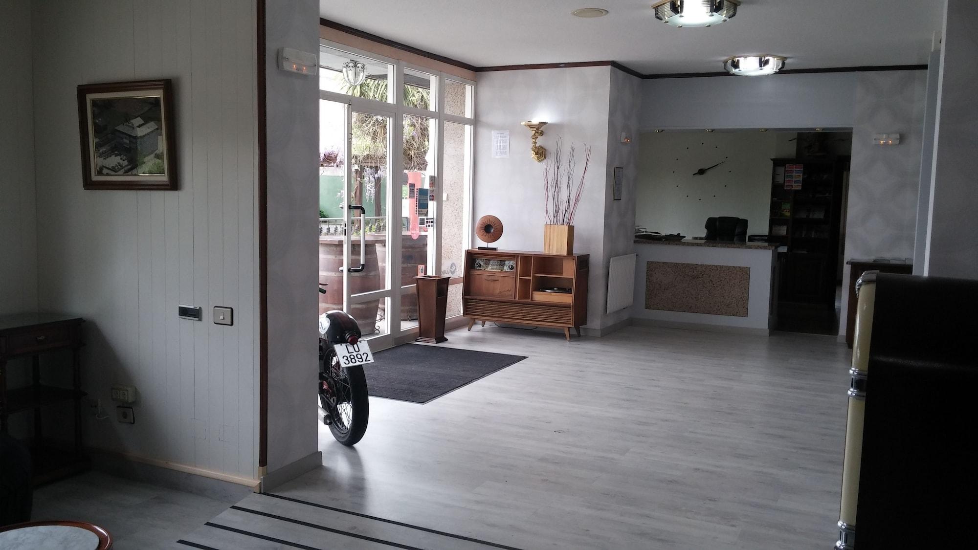 Vista Lobby Los Olmos