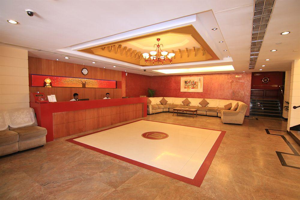 Vista Lobby Westway Hotel Calicut