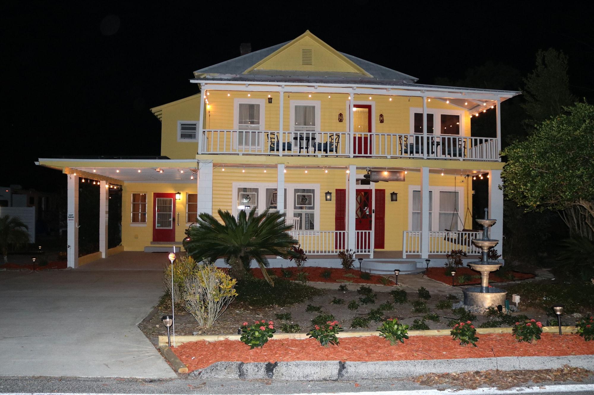 Vista Exterior The Wayward Traveler's Inn