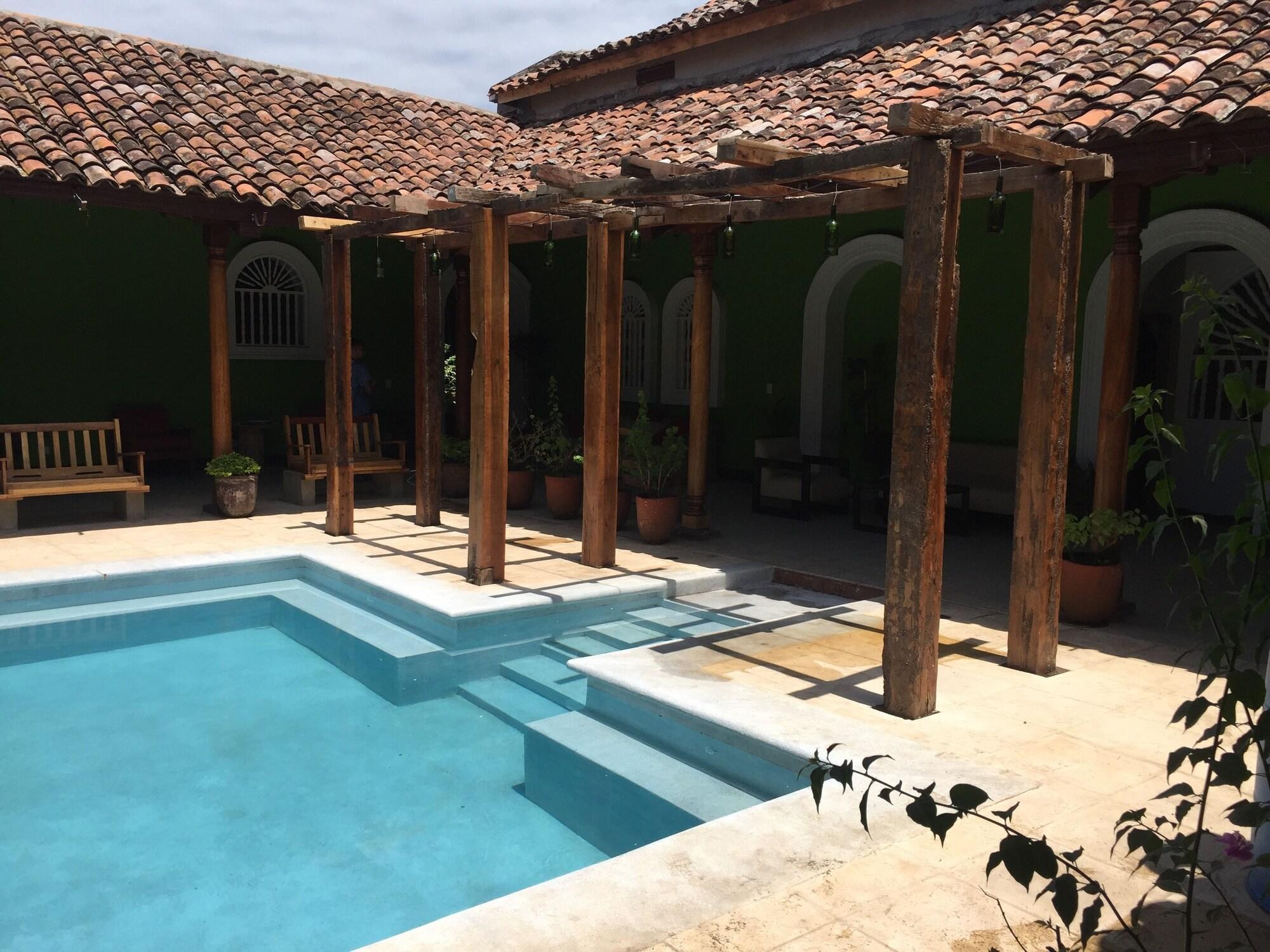 Instalaciones Recreativas El Caite Hostel