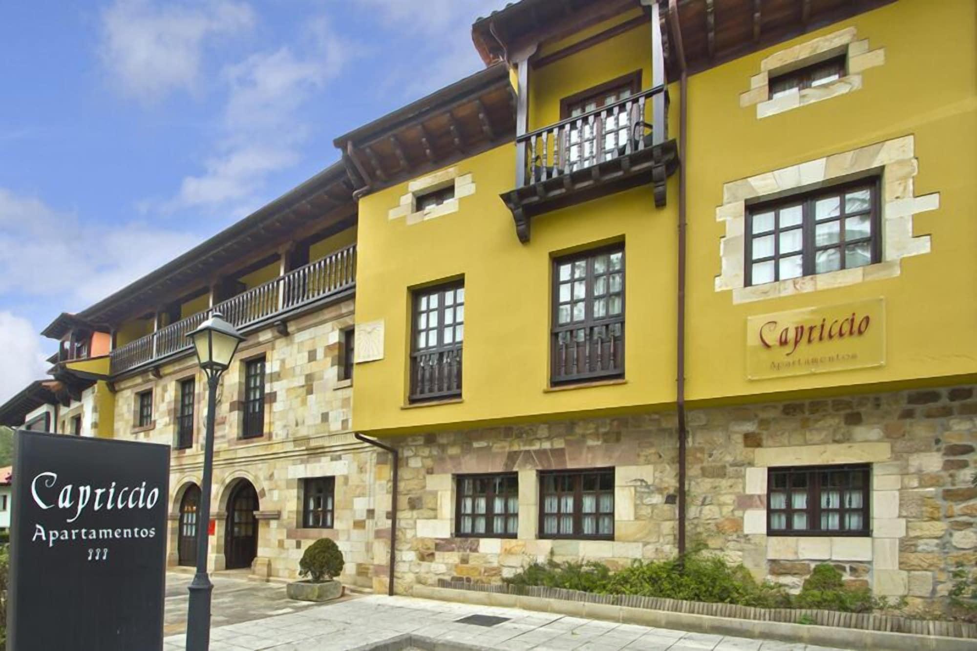 Vista Exterior Apartamentos Capriccio
