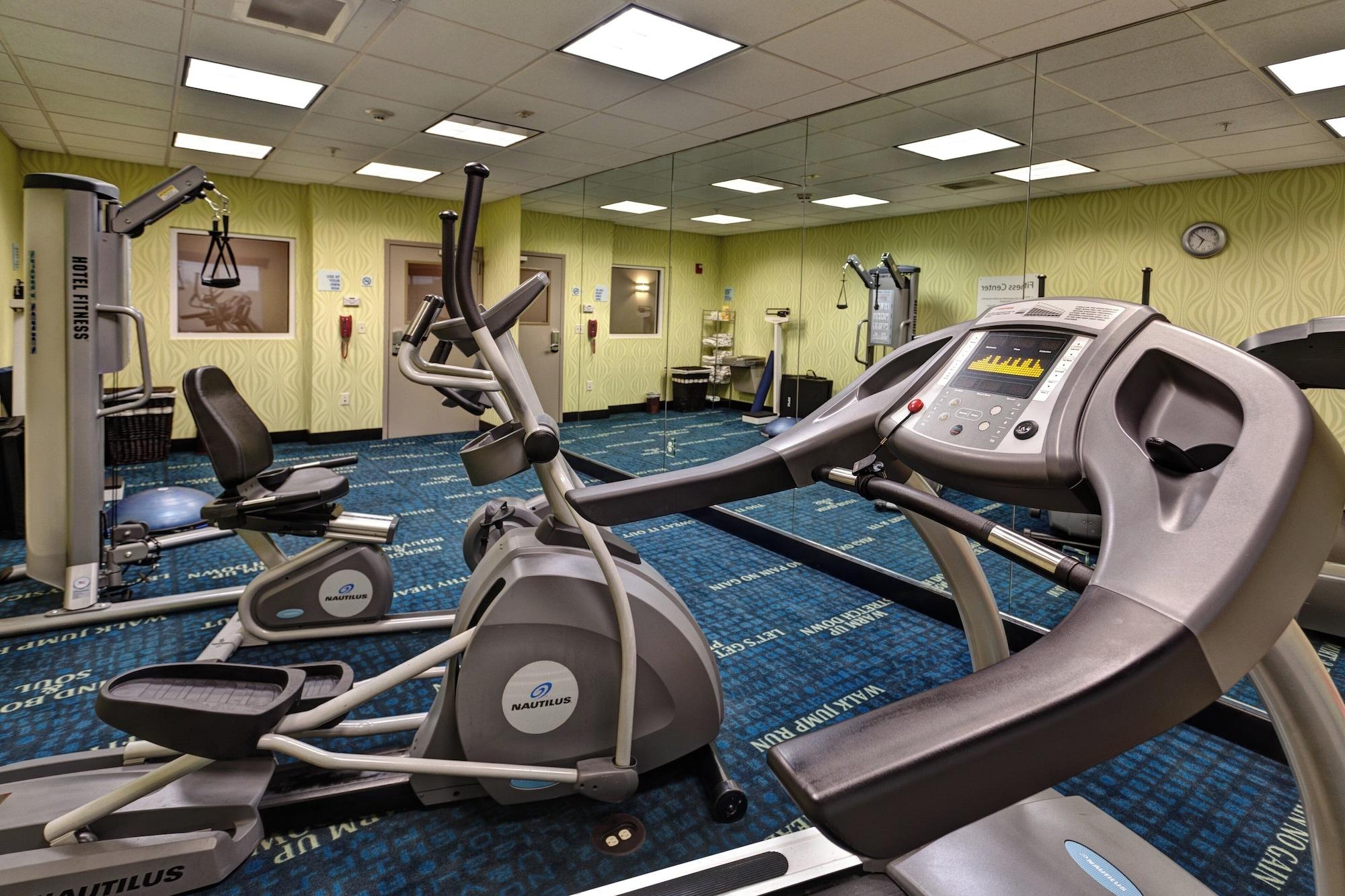Gimnasio Holiday Inn Express & Suites Wichita Northwest by IHG