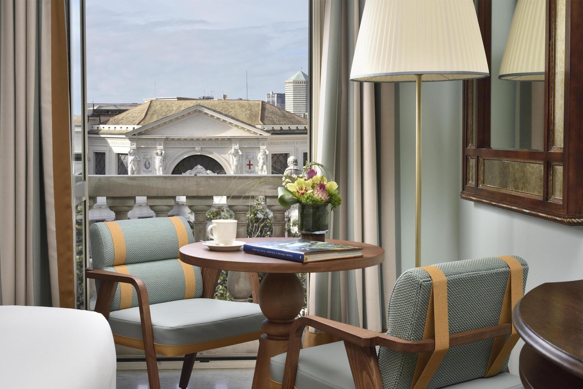 Habitación Grand Hotel Savoia Genova, Curio Collection by Hilton