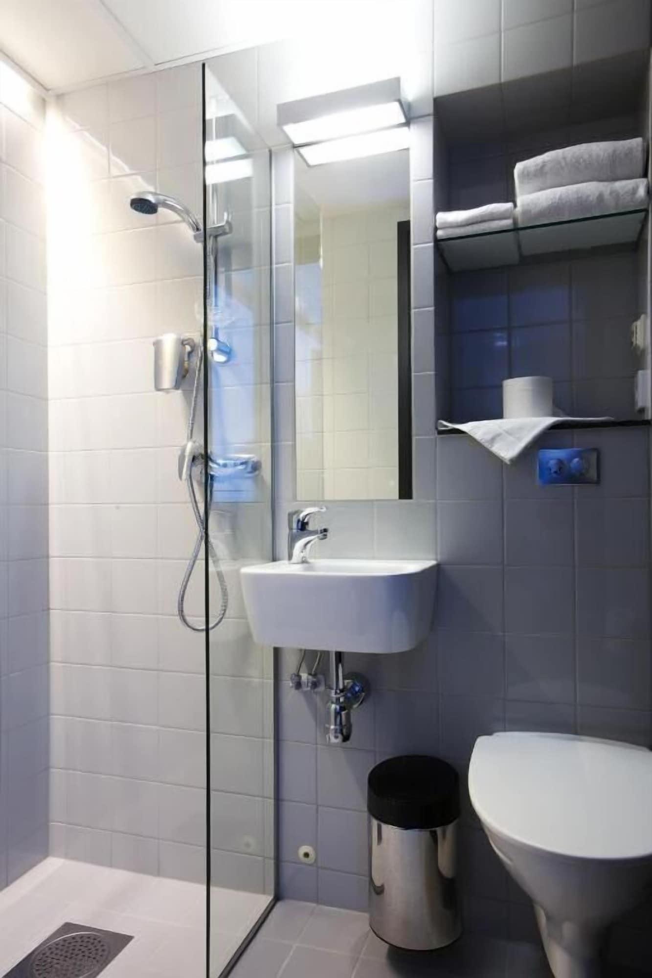 Equipamiento de Habitación Comfort Hotel City